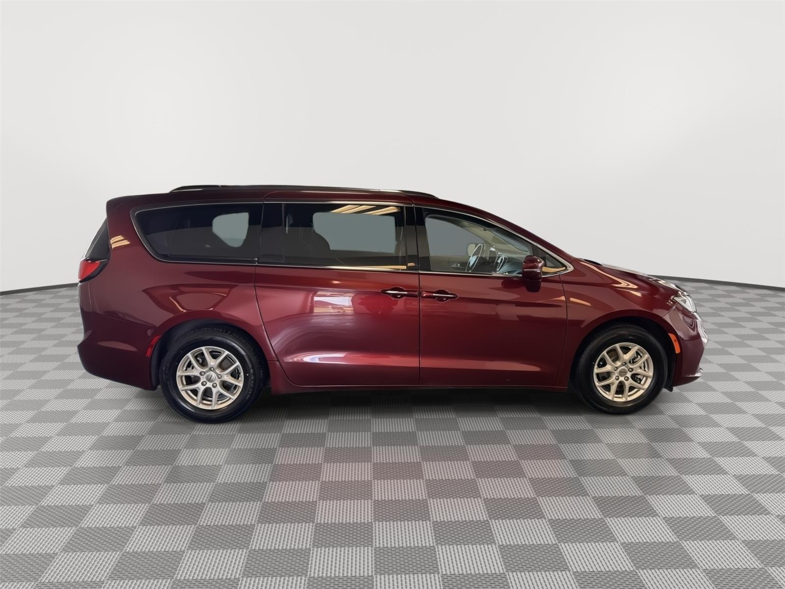 Pre-Owned 2021 Chrysler Pacifica for sale in St. Joseph MO