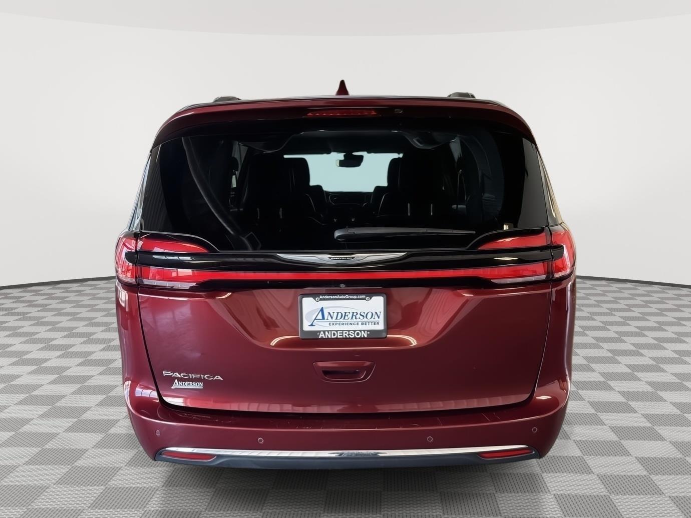 Pre-Owned 2021 Chrysler Pacifica for sale in St. Joseph MO