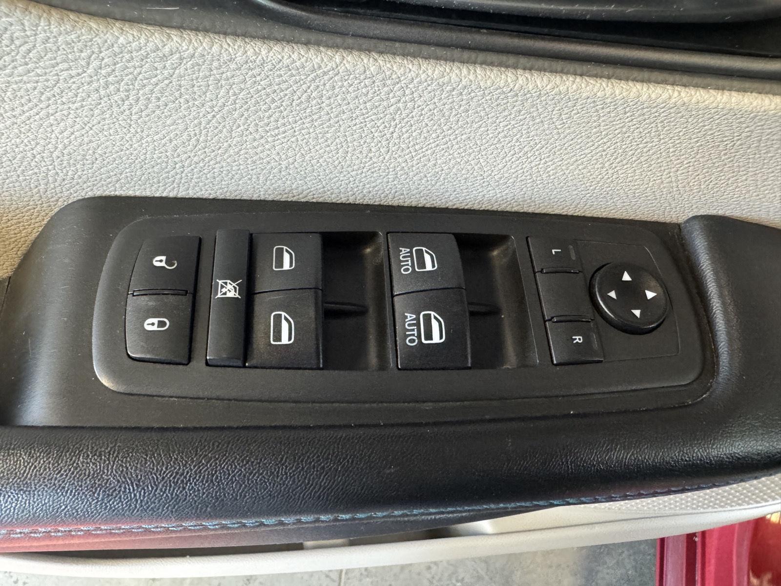 Pre-Owned 2021 Chrysler Pacifica for sale in St. Joseph MO