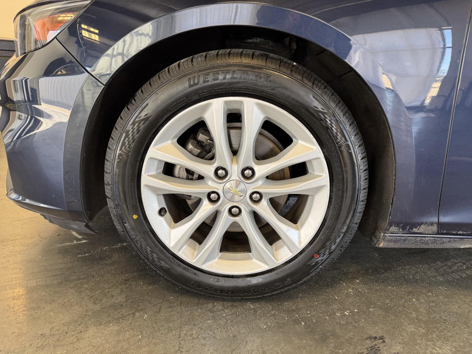 Pre-Owned 2016 Chevrolet Malibu for sale in St. Joseph MO