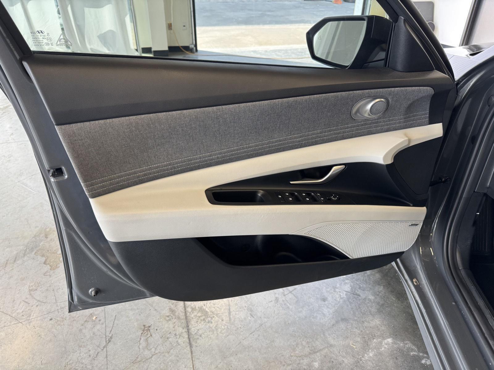 Used 2025 Hyundai Elantra for sale in St. Joseph MO