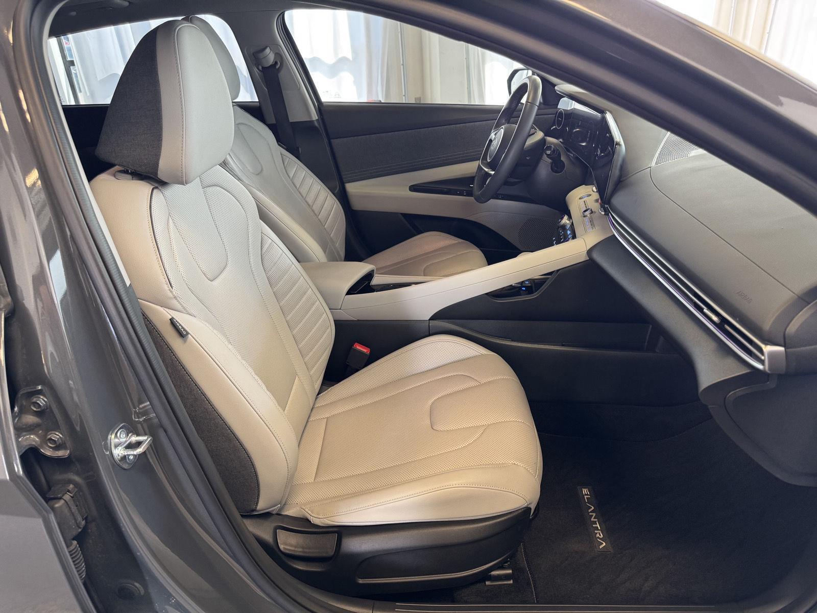 Used 2025 Hyundai Elantra for sale in St. Joseph MO