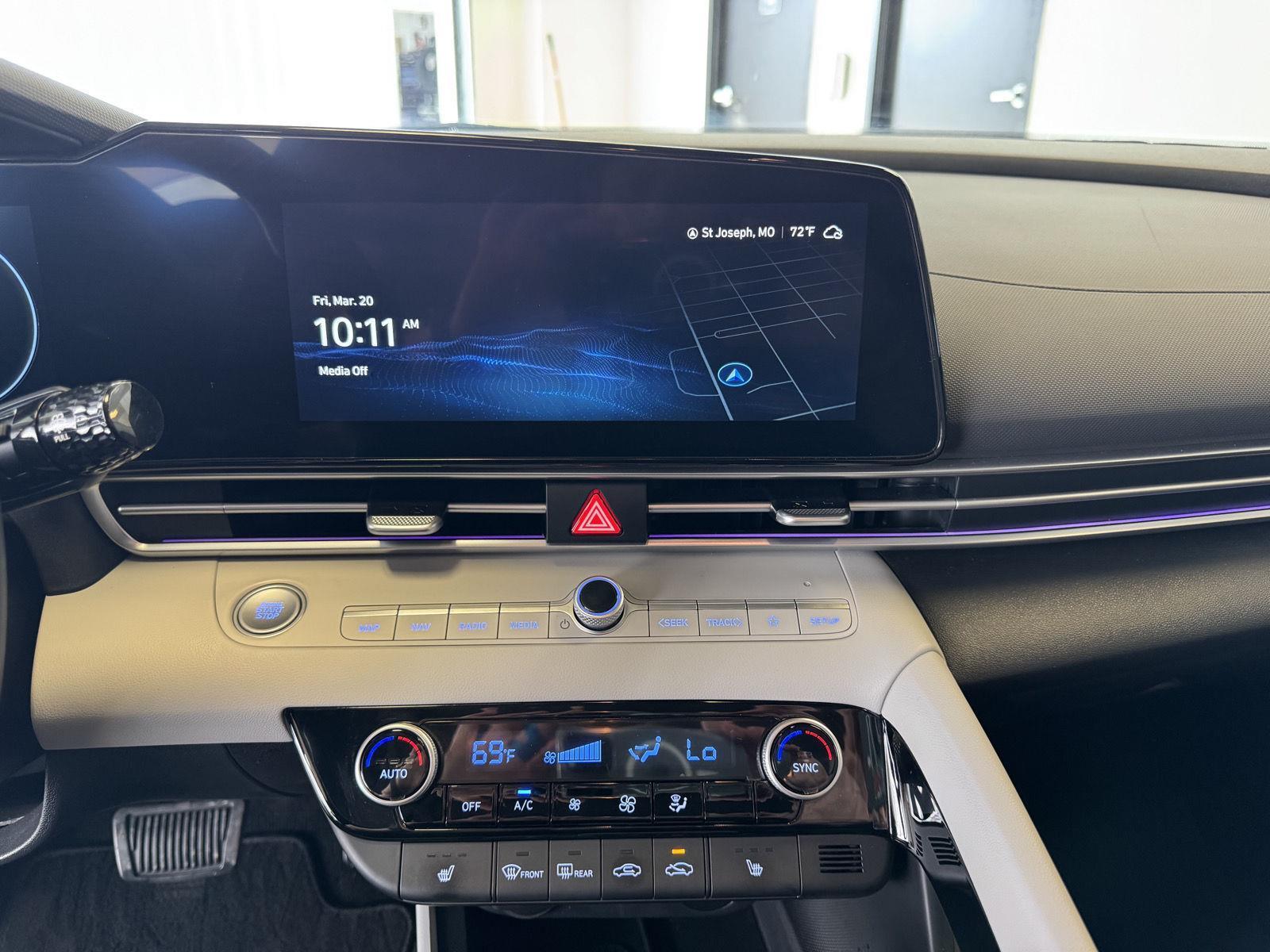 Used 2025 Hyundai Elantra for sale in St. Joseph MO