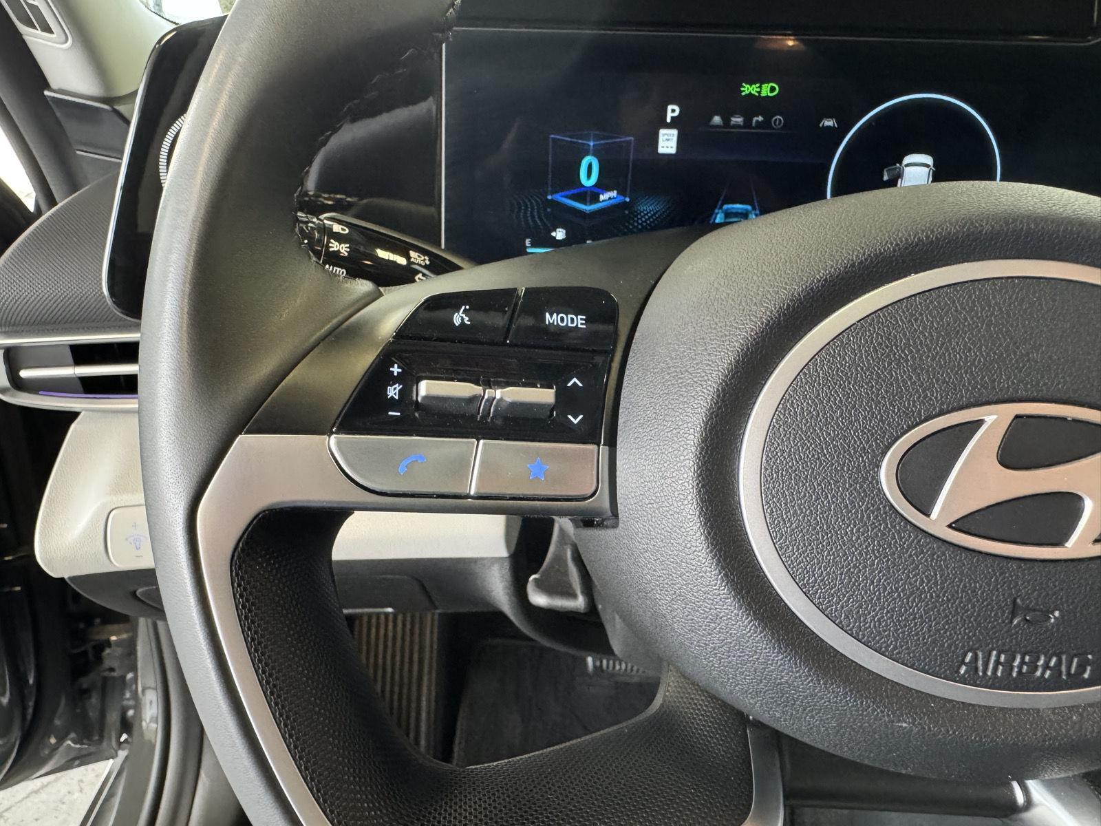 Used 2025 Hyundai Elantra for sale in St. Joseph MO