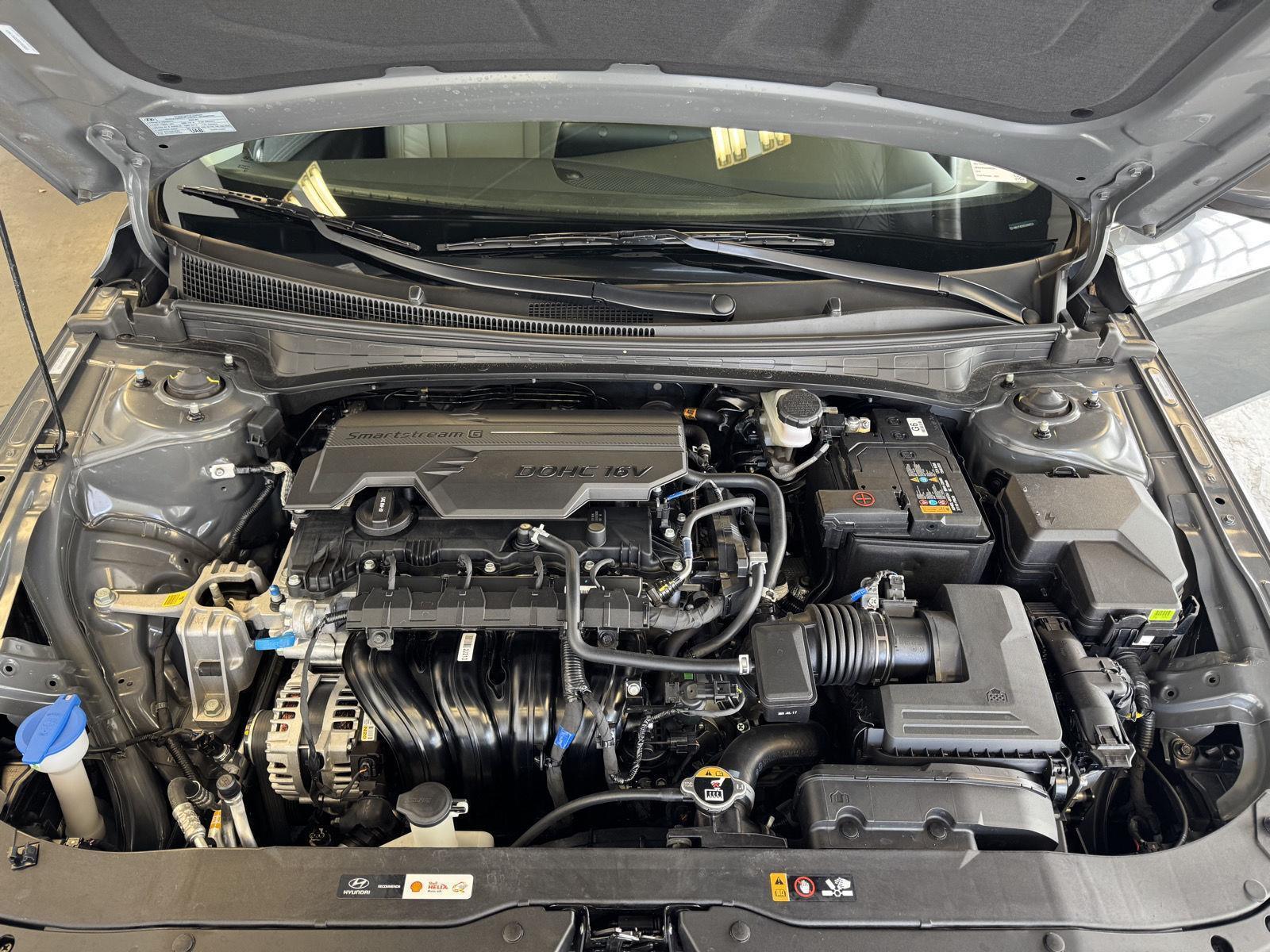 Used 2025 Hyundai Elantra for sale in St. Joseph MO