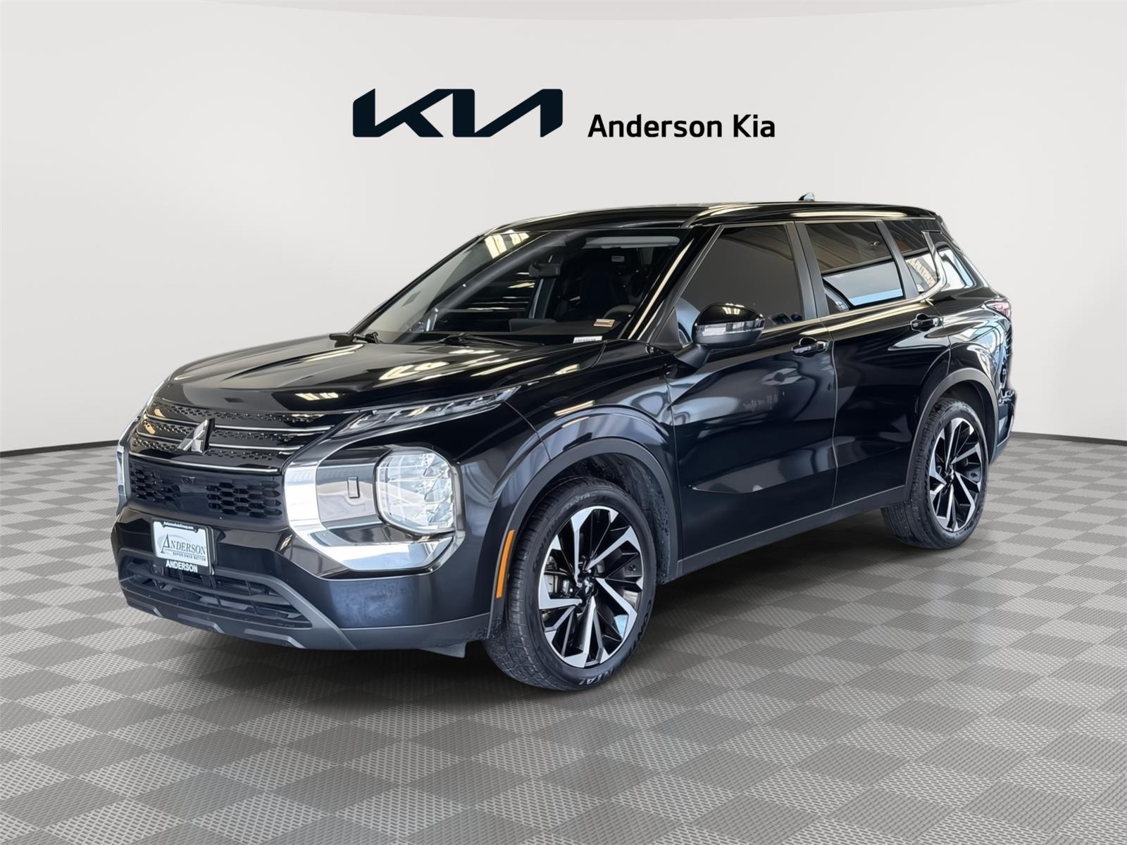 Pre-Owned 2022 Mitsubishi Outlander for sale in St. Joseph MO