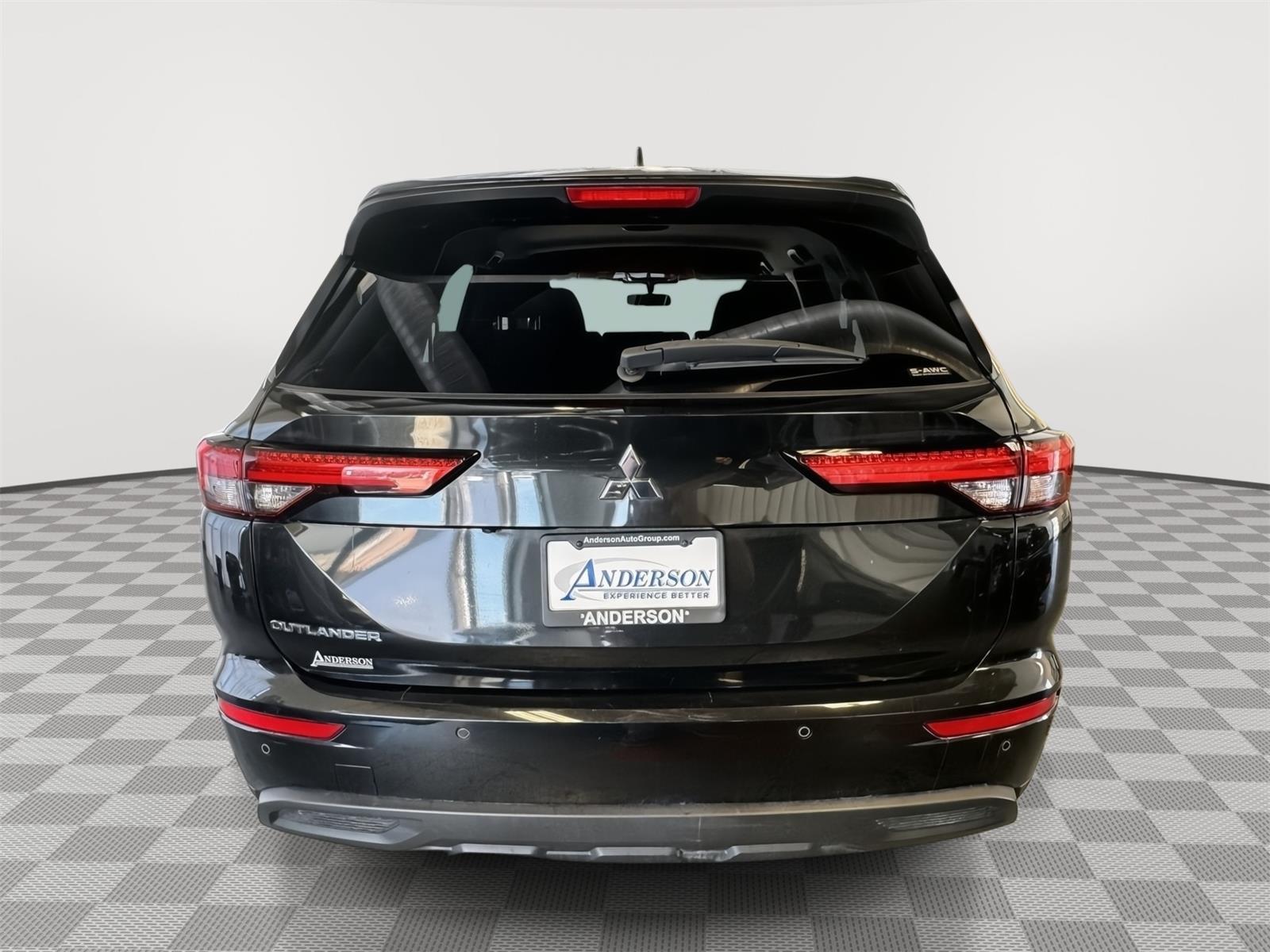 Pre-Owned 2022 Mitsubishi Outlander for sale in St. Joseph MO