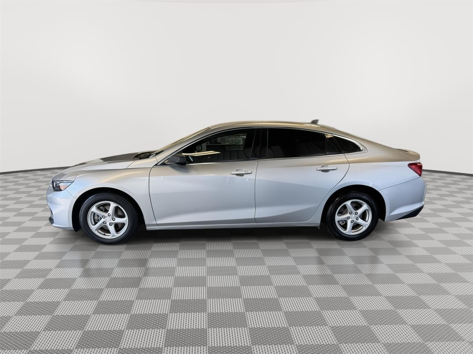 Used 2018 Chevrolet Malibu 1LS with VIN 1G1ZB5ST4JF165451 for sale in Kansas City