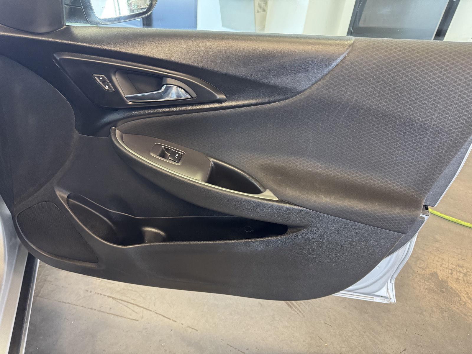 Used 2018 Chevrolet Malibu for sale in St. Joseph MO