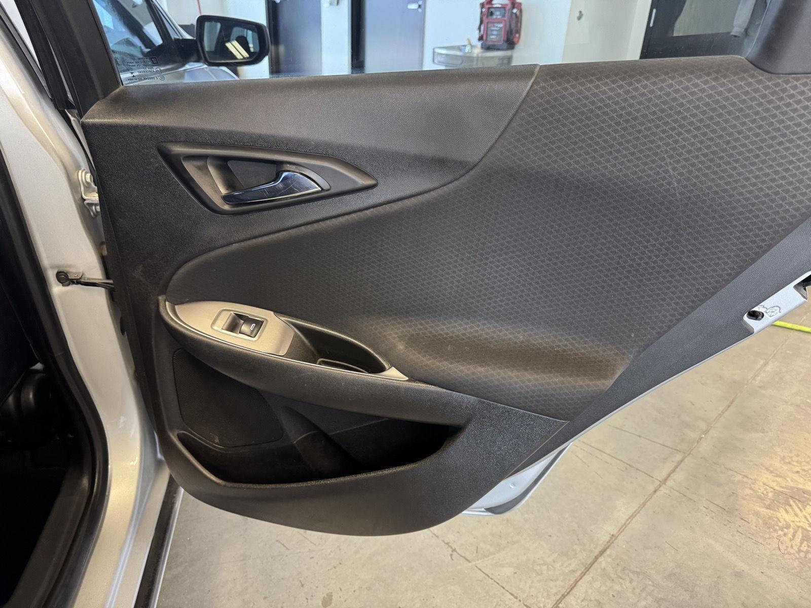 Used 2018 Chevrolet Malibu for sale in St. Joseph MO