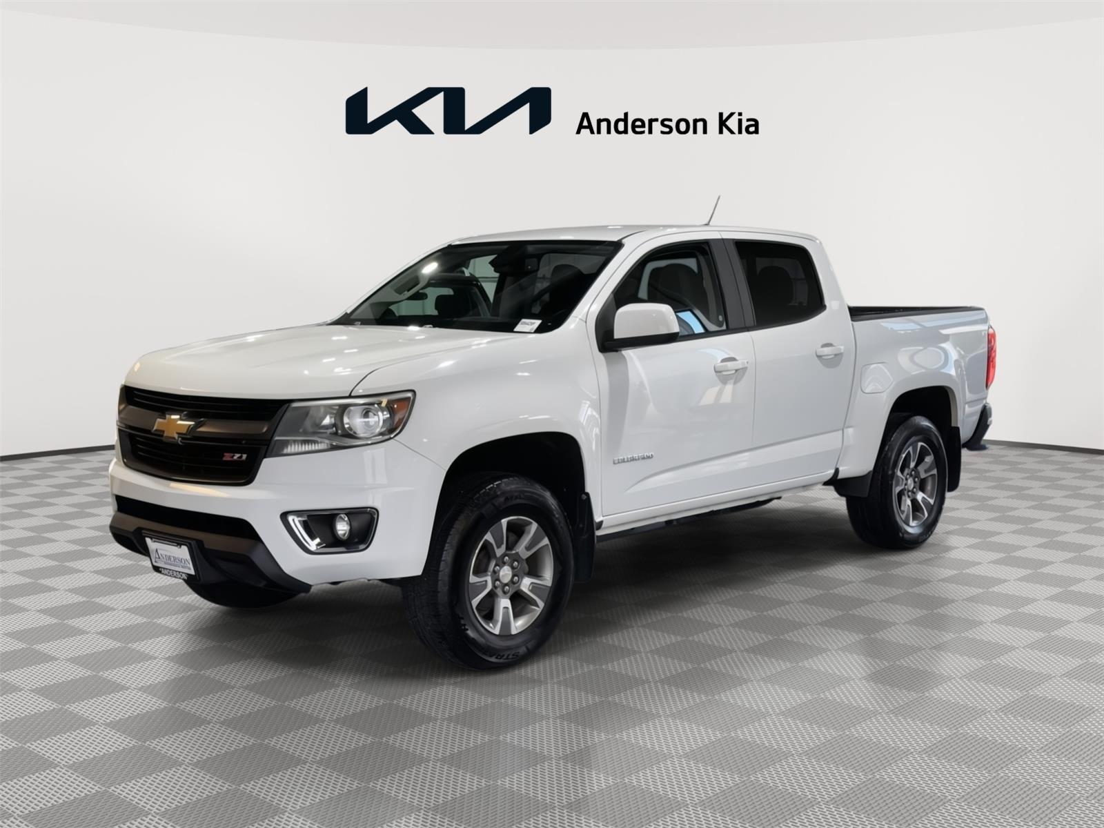2016 Chevrolet Colorado 4WD Z71 Crew Cab Short Box's photo