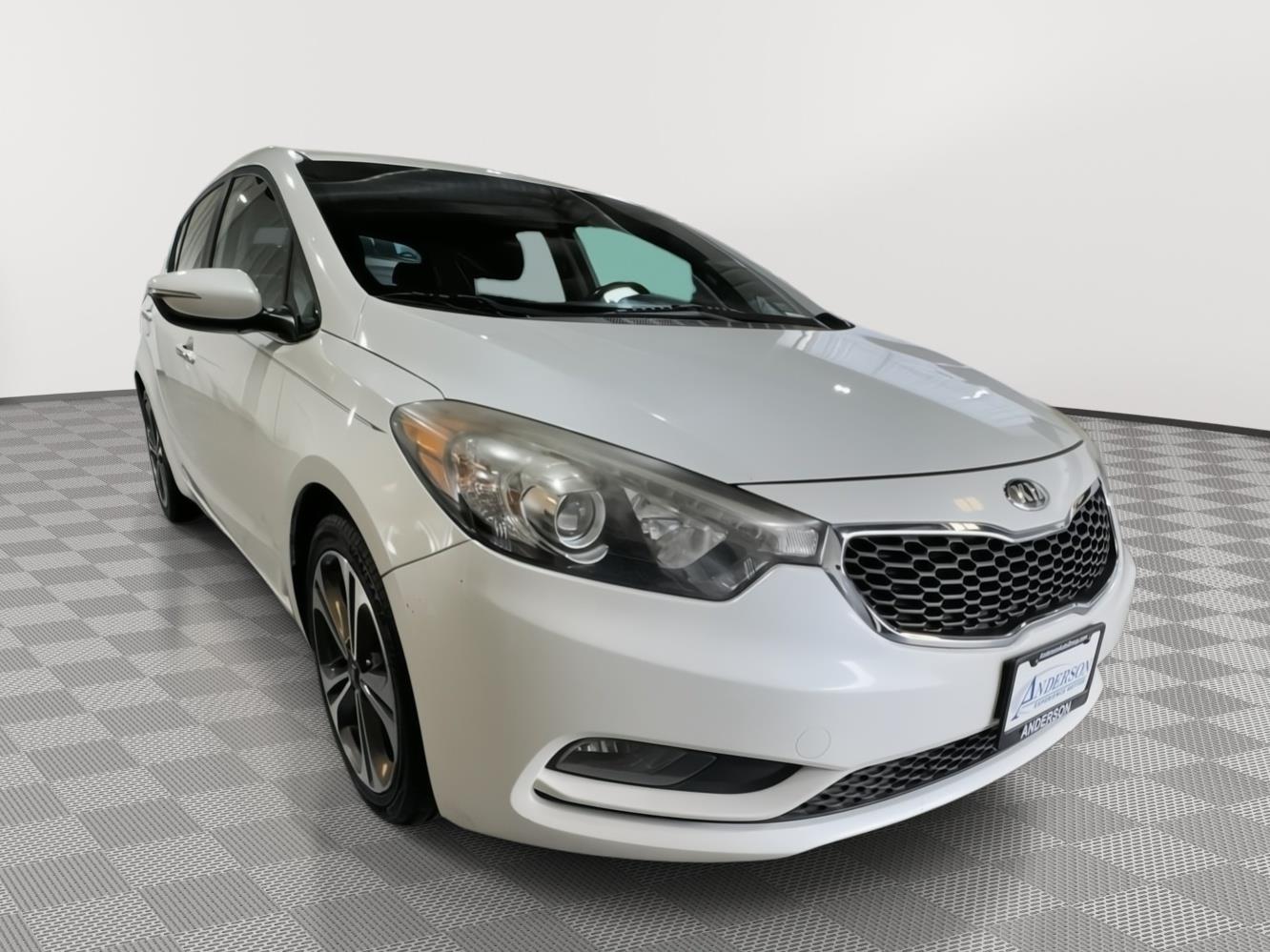 Used 2016 Kia Forte 5-Door for sale in St. Joseph MO