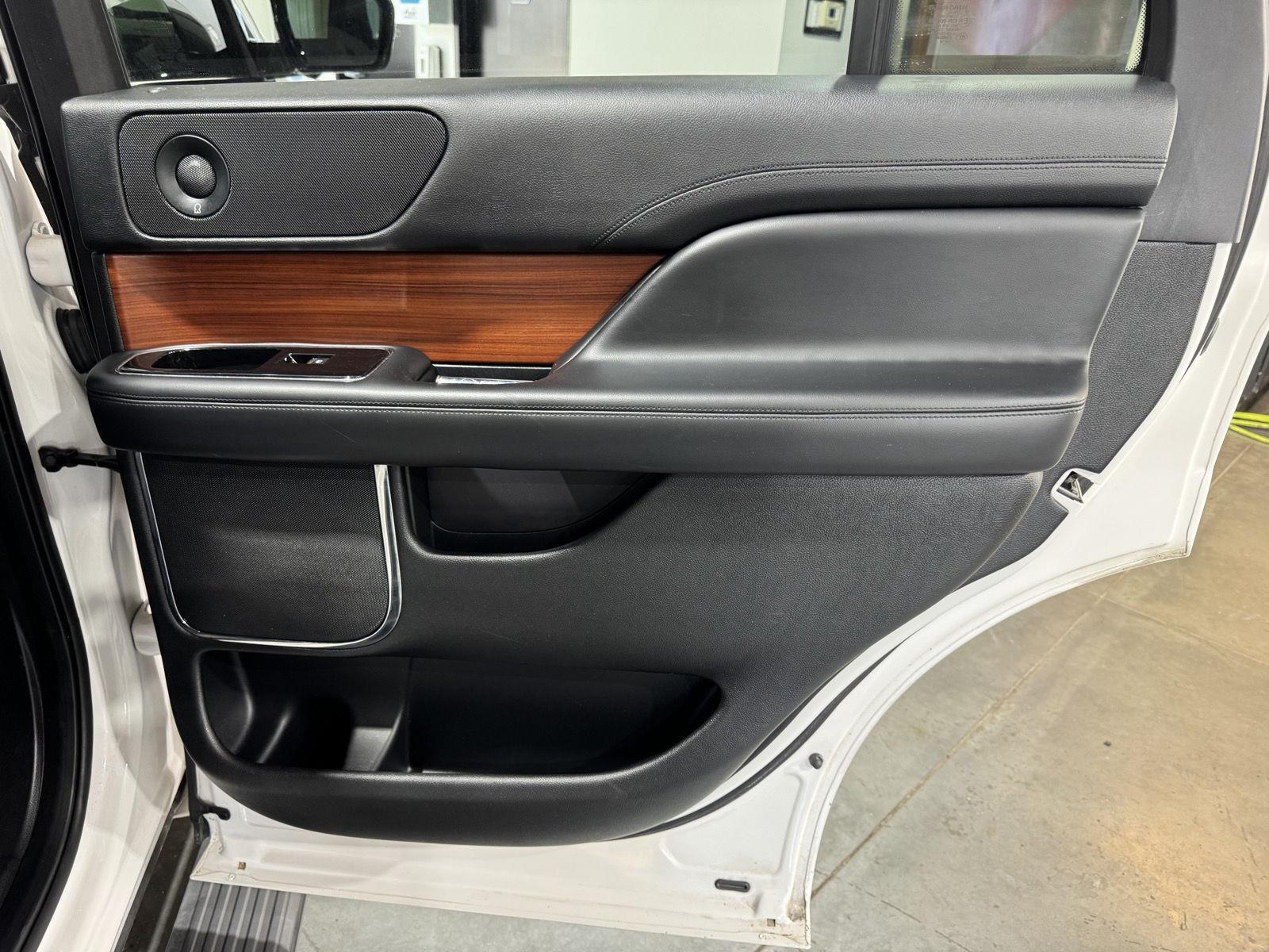 Used 2018 Lincoln Navigator for sale in St. Joseph MO