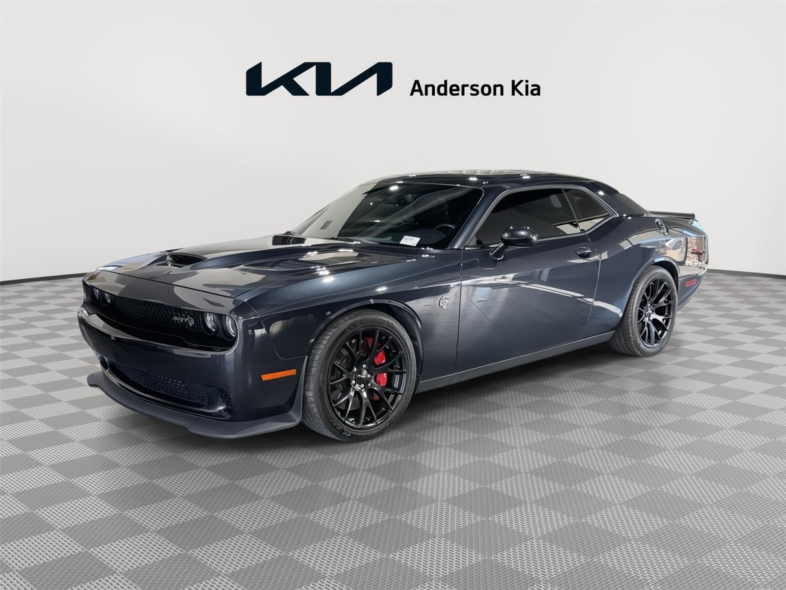 2016 Dodge Challenger SRT Hellcat's photo