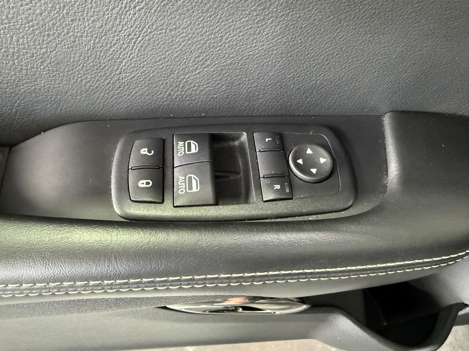 Used 2016 Dodge Challenger for sale in St. Joseph MO