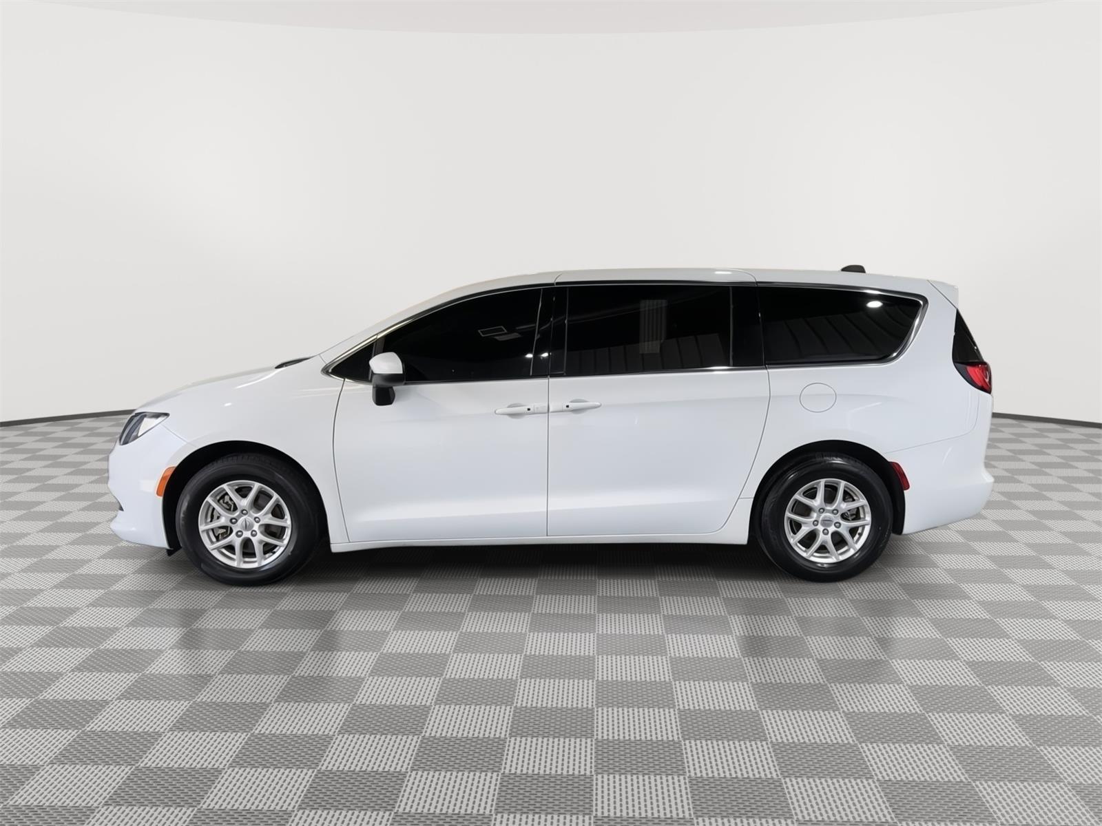 Pre-Owned 2022 Chrysler Voyager for sale in St. Joseph MO