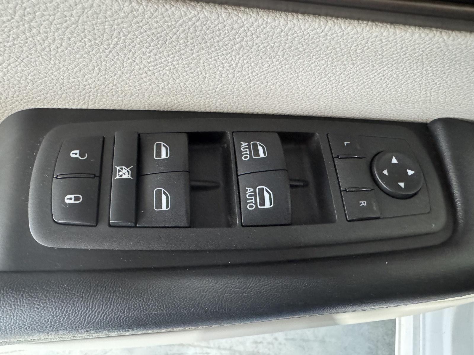 Pre-Owned 2022 Chrysler Voyager for sale in St. Joseph MO