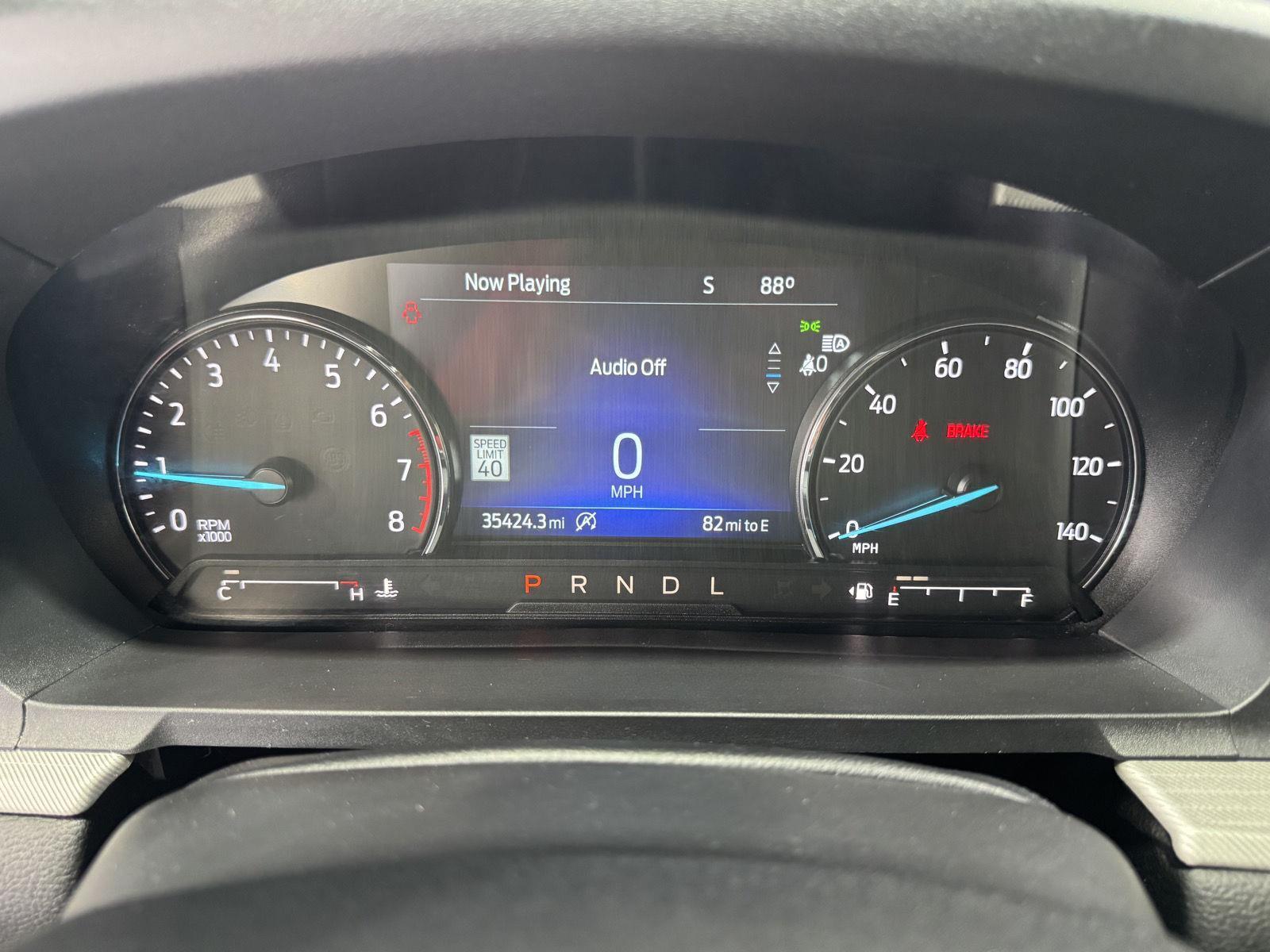 Vehicle photo 3