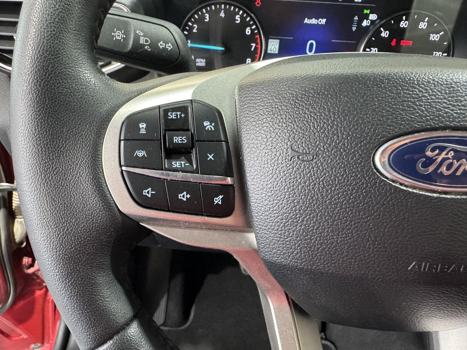 Vehicle photo 31