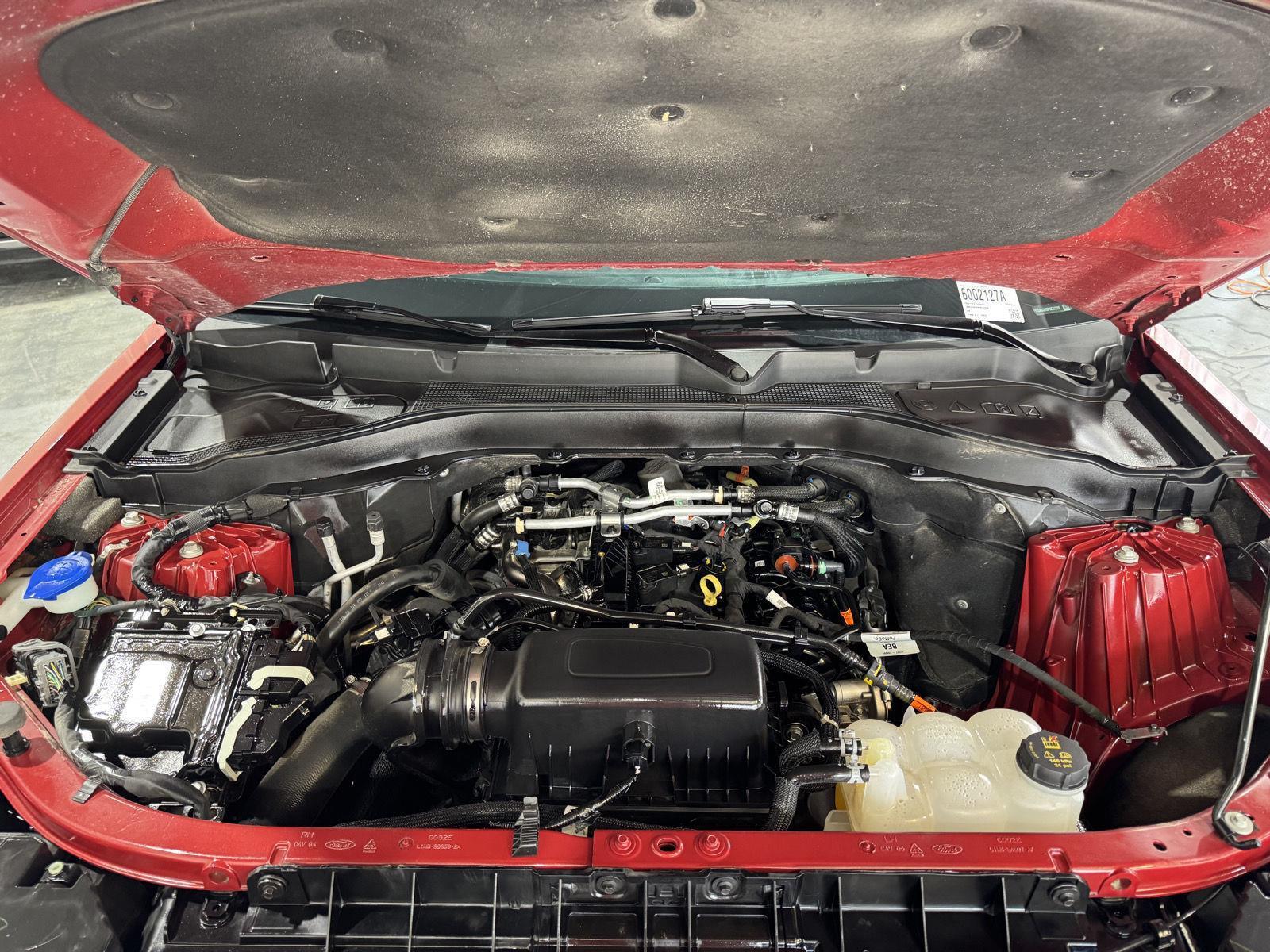Vehicle photo 36
