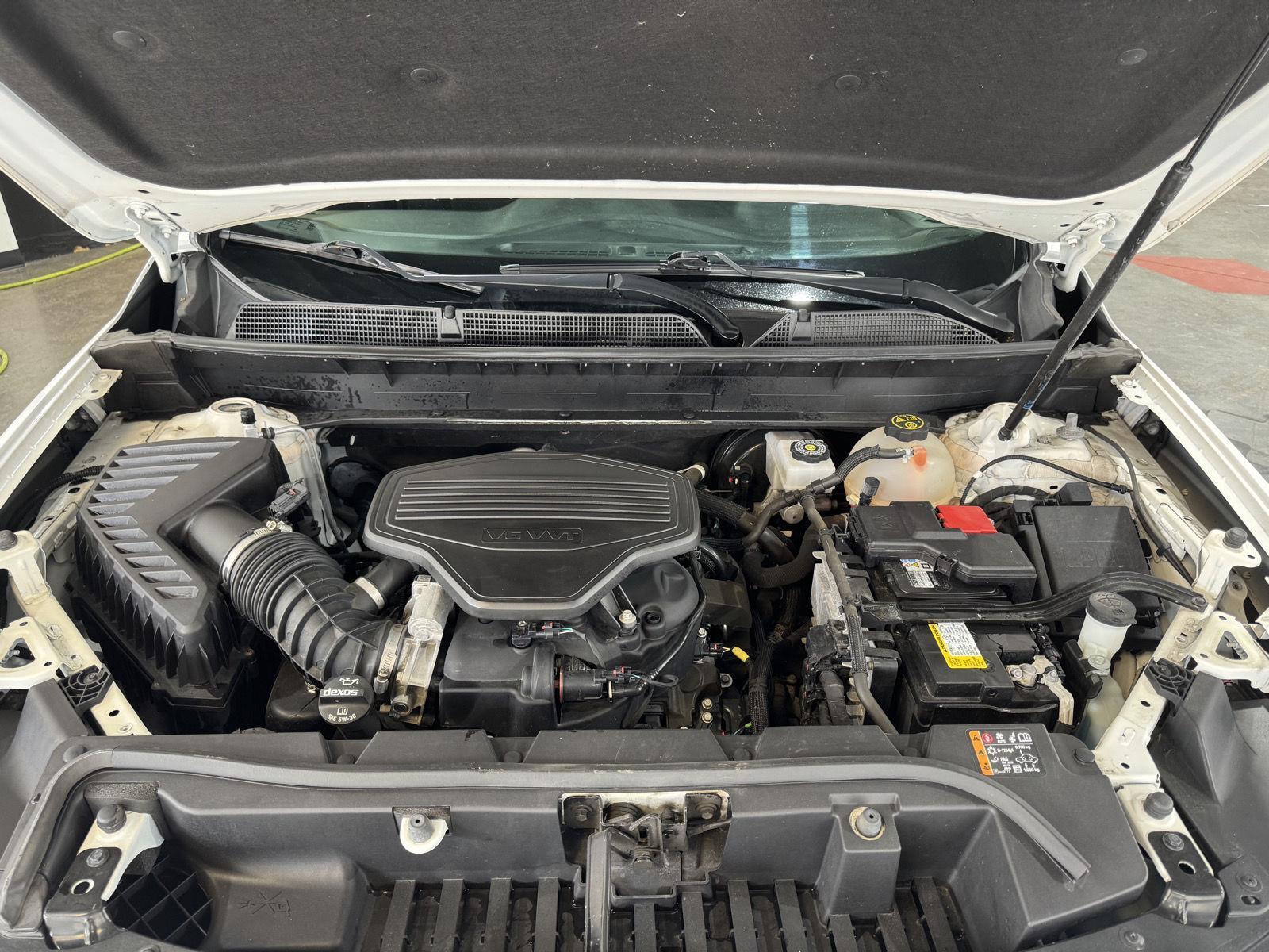 Vehicle photo 32