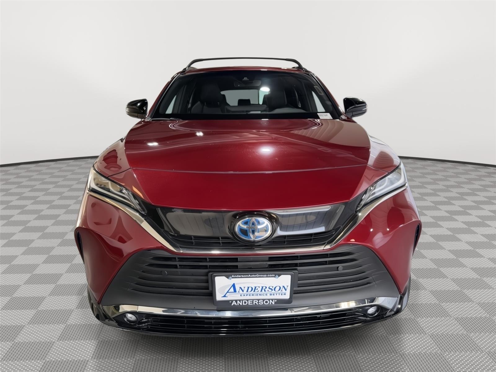 Vehicle photo 4