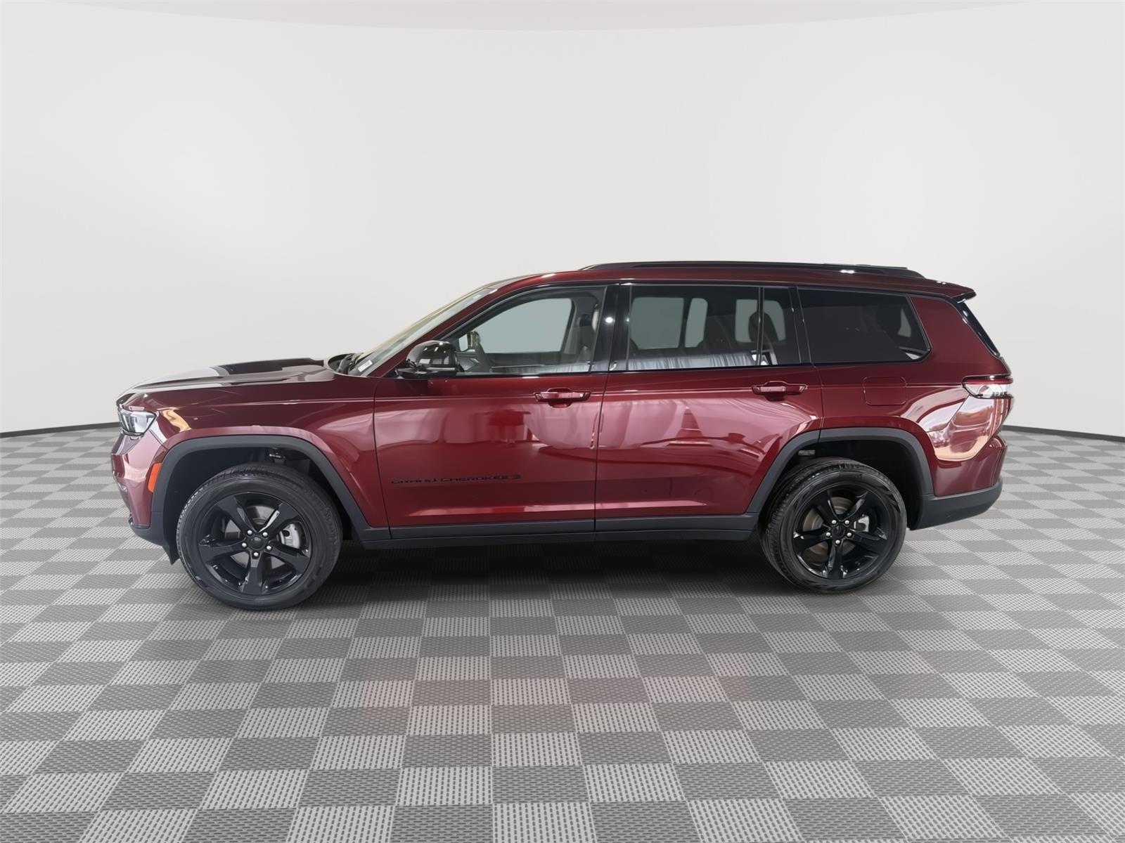 Used 2023 Jeep Grand Cherokee L Limited with VIN 1C4RJKBG6P8719078 for sale in Kansas City
