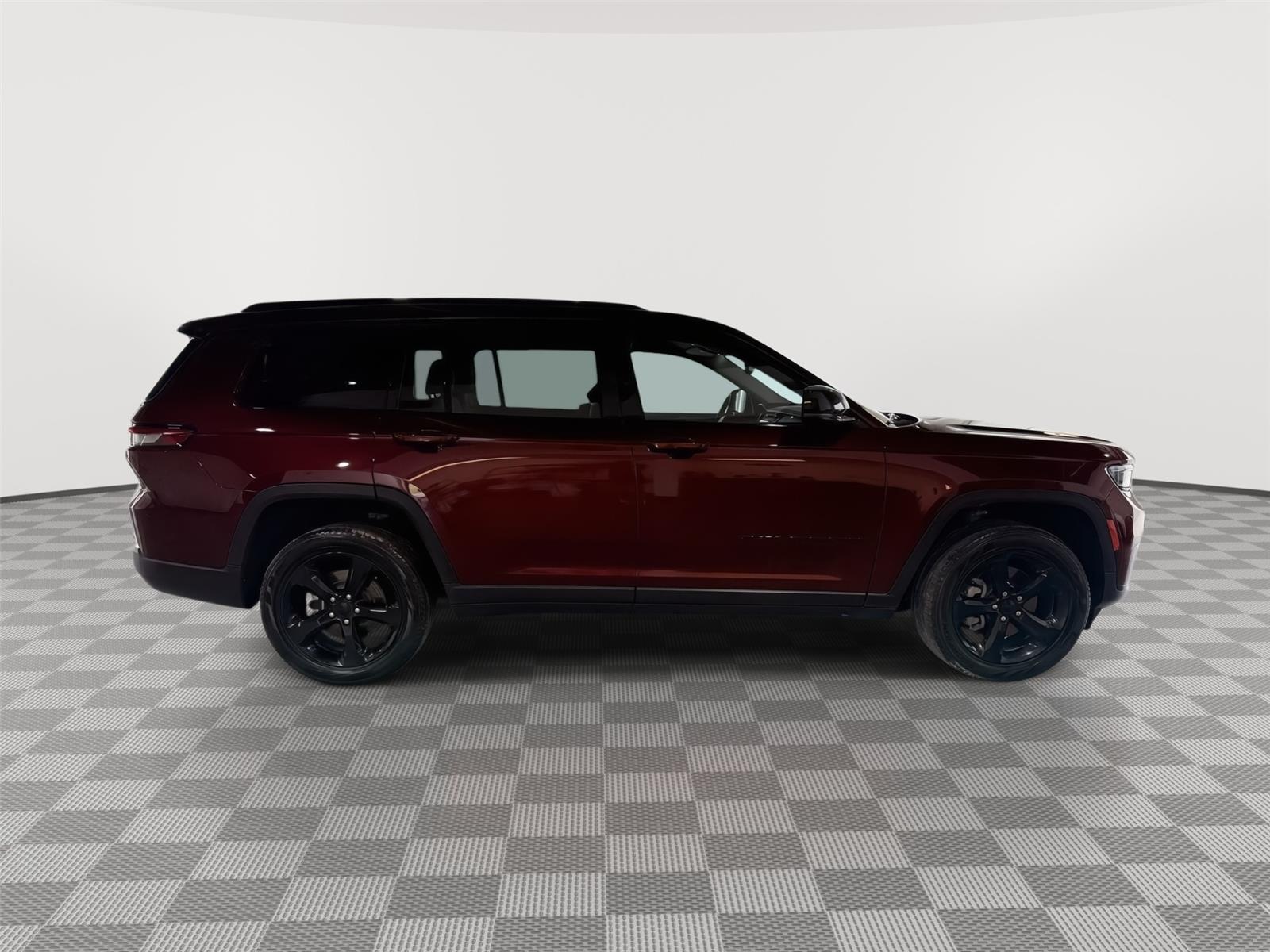 Used 2023 Jeep Grand Cherokee L for sale in St. Joseph MO