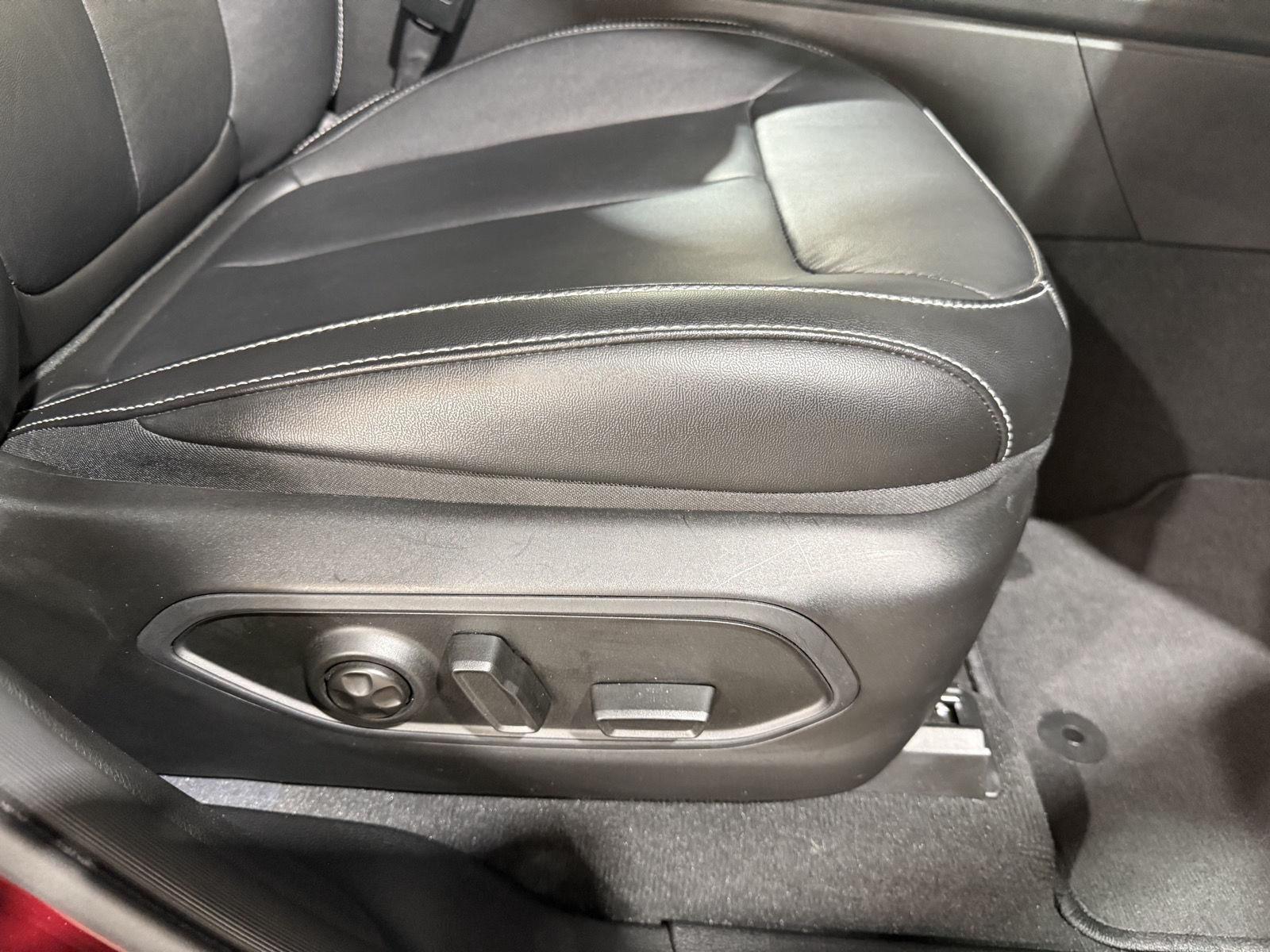 Used 2023 Jeep Grand Cherokee L for sale in St. Joseph MO