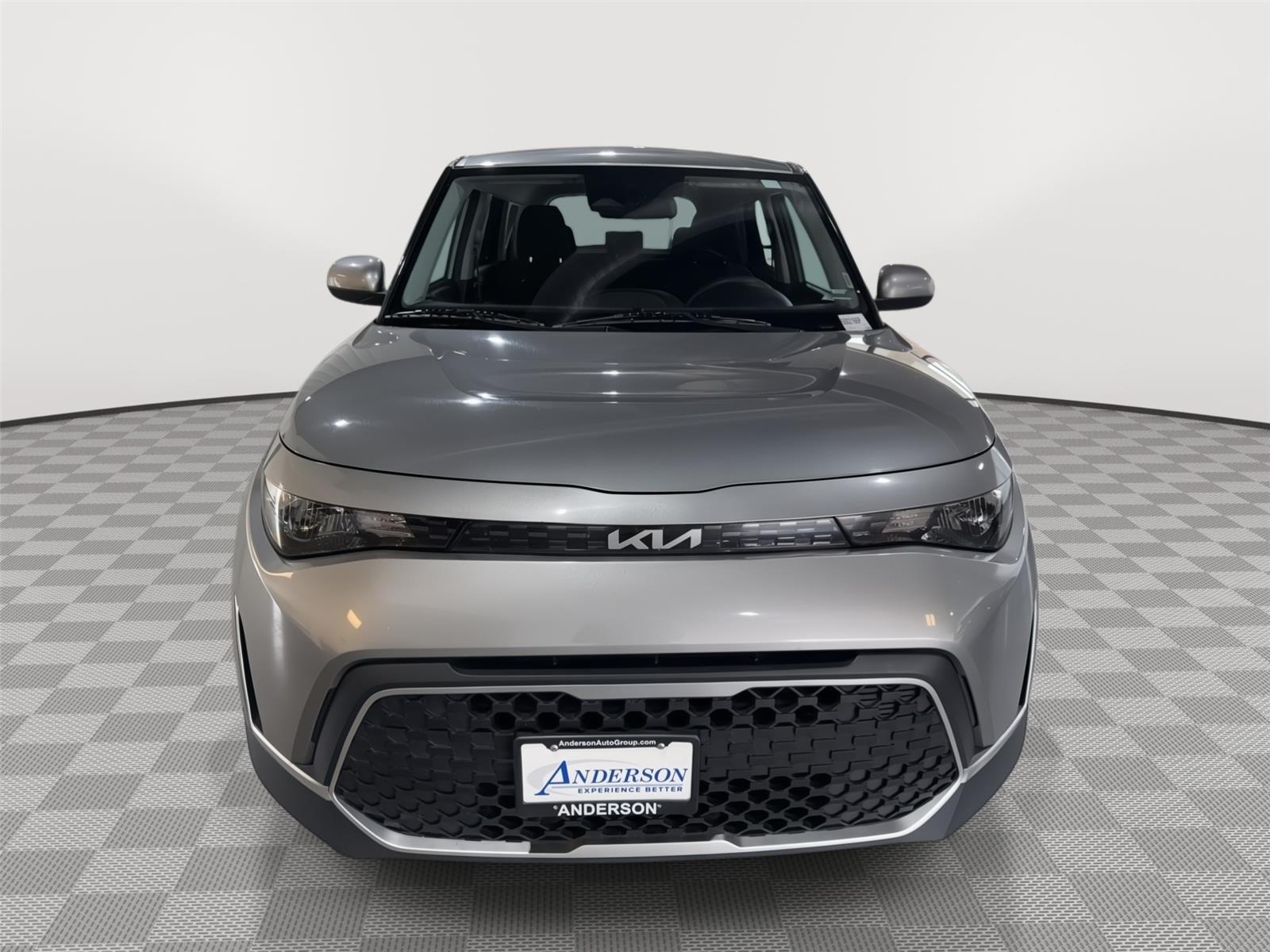 Vehicle photo 4
