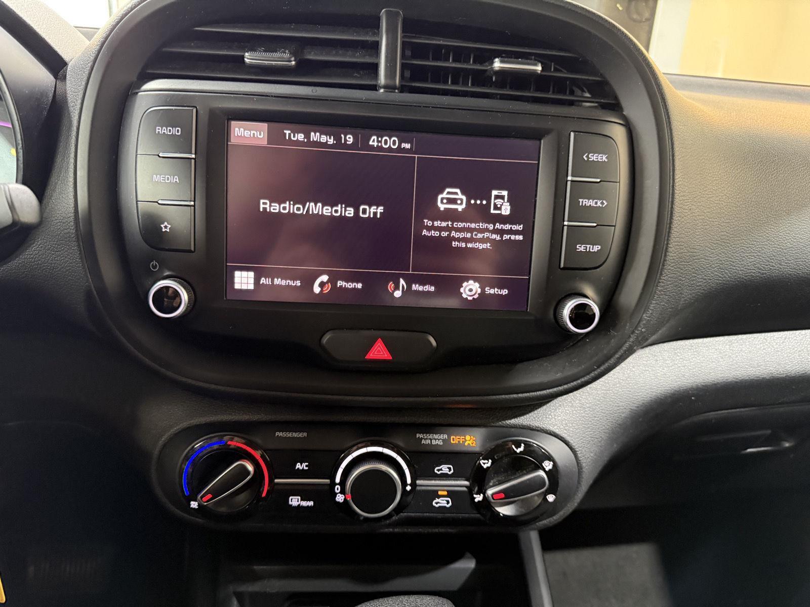 Vehicle photo 27