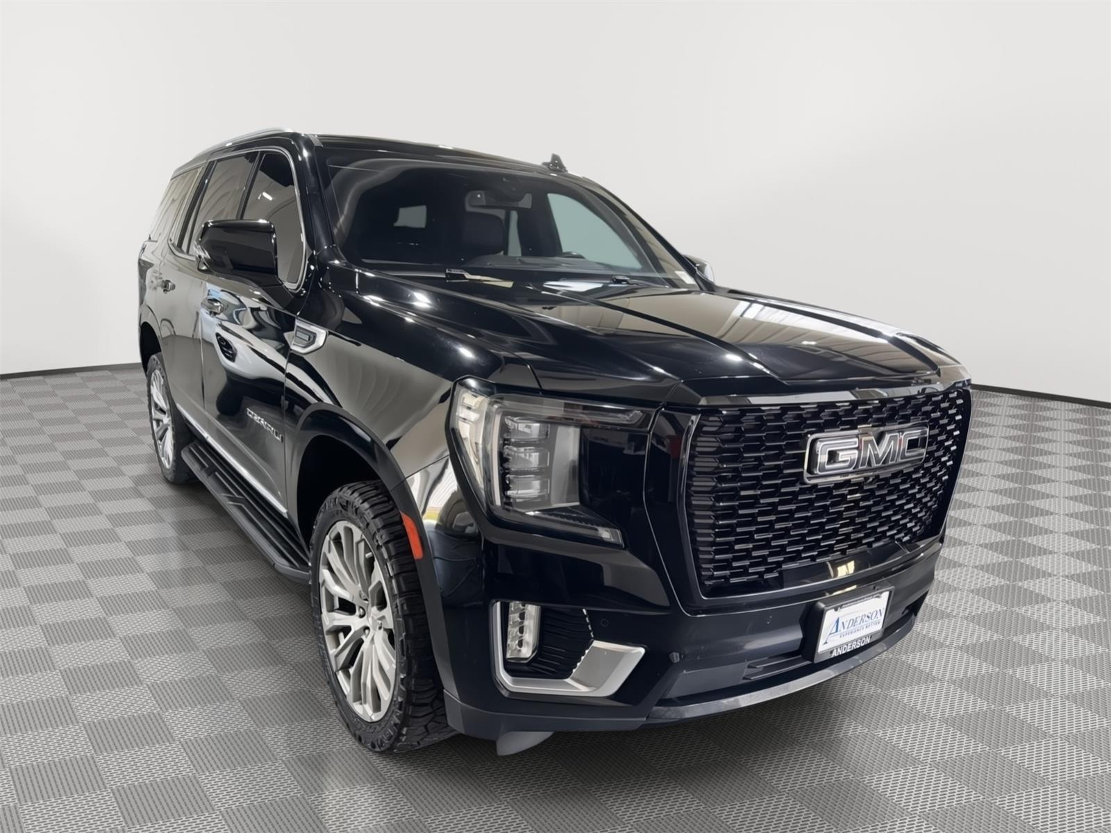 Vehicle photo 5
