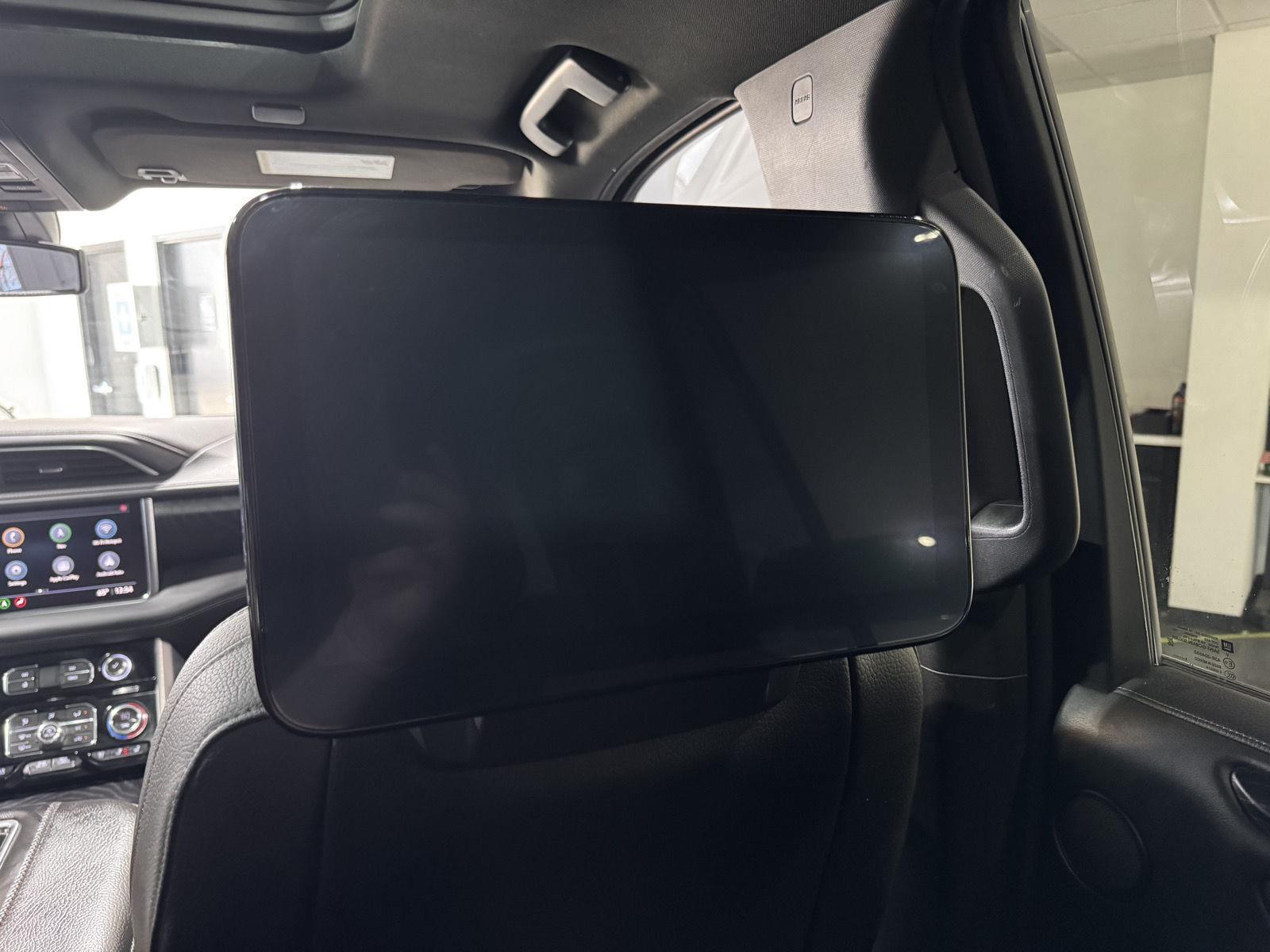 Vehicle photo 34