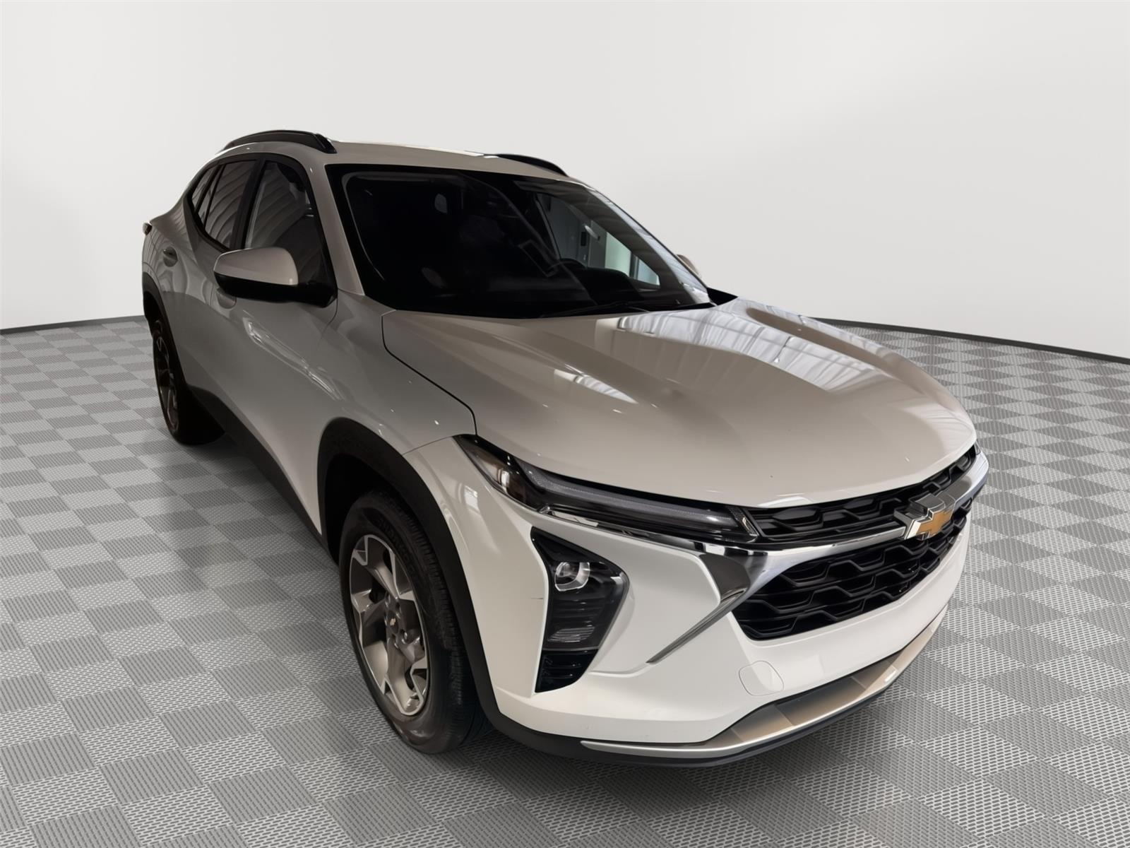 Vehicle photo 5