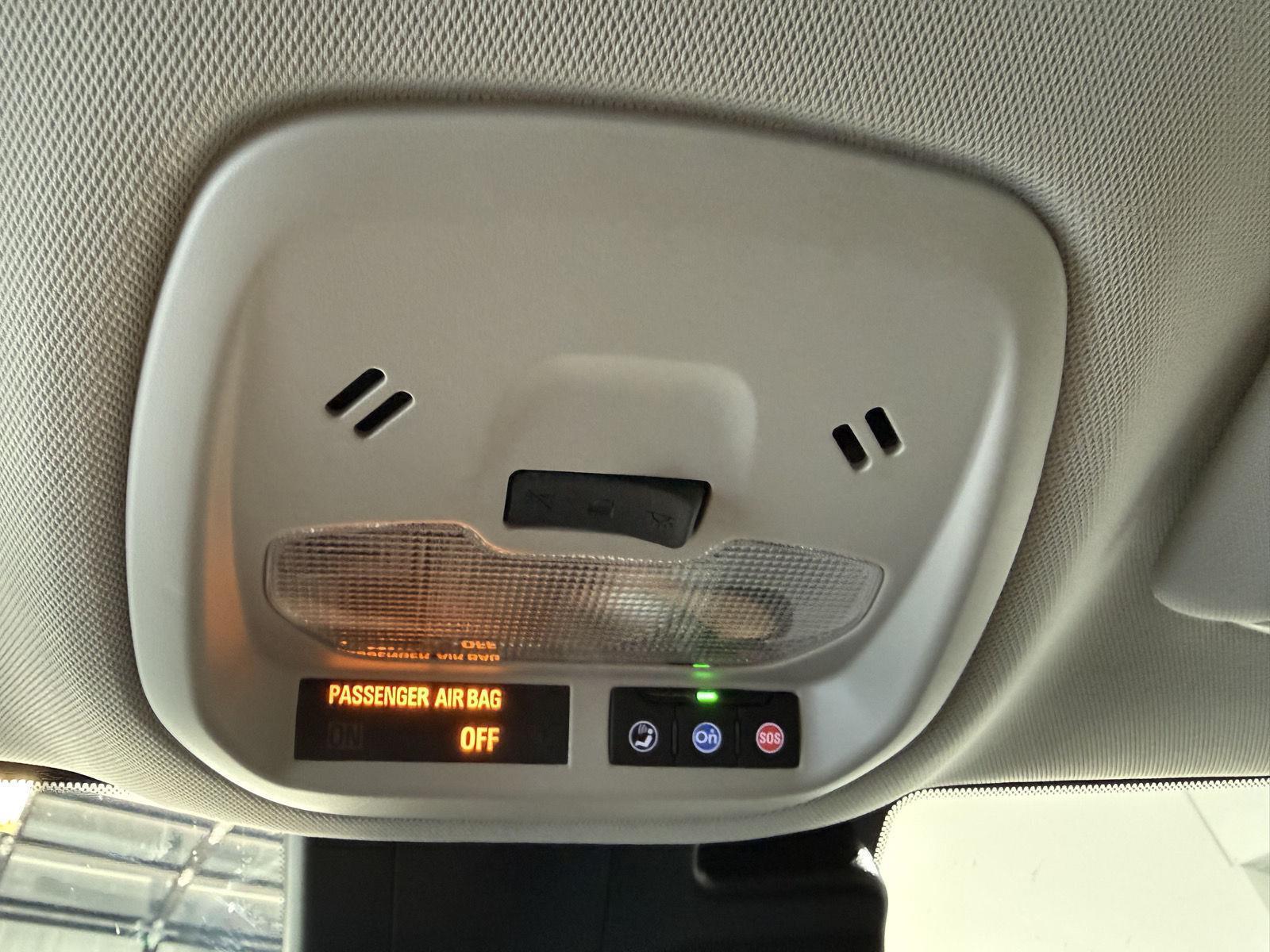 Vehicle photo 27
