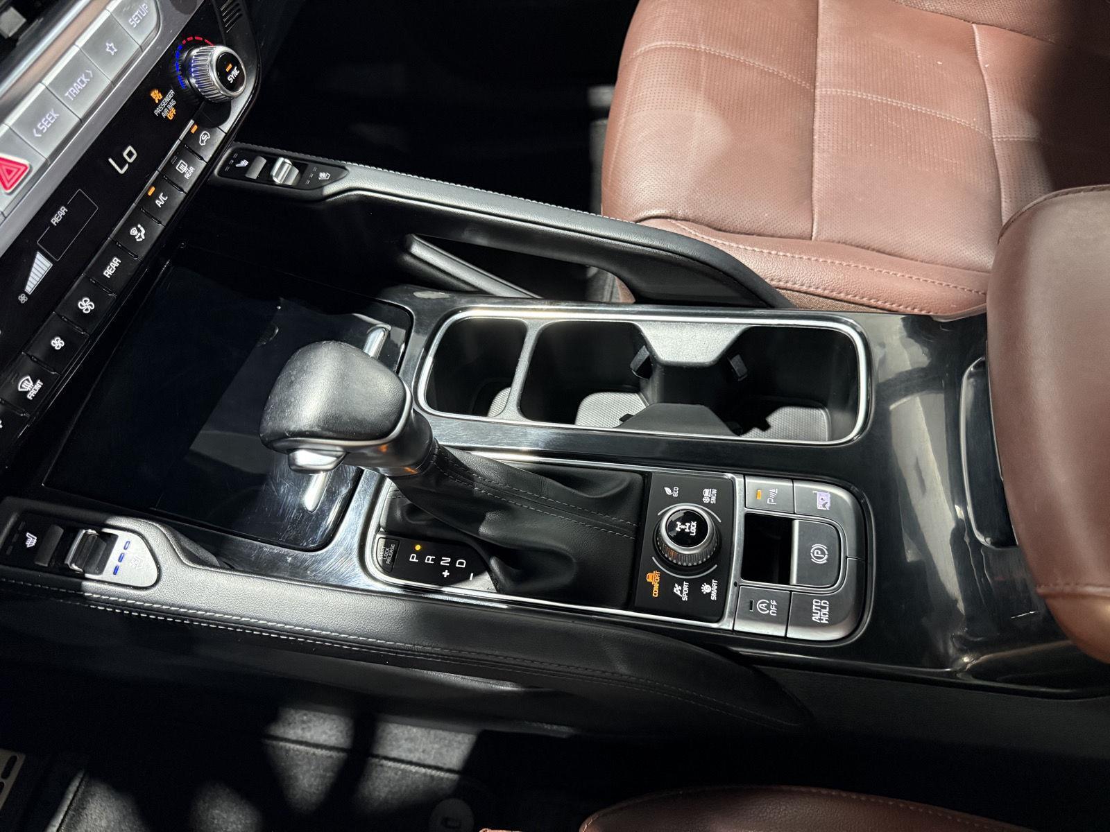 Vehicle photo 34