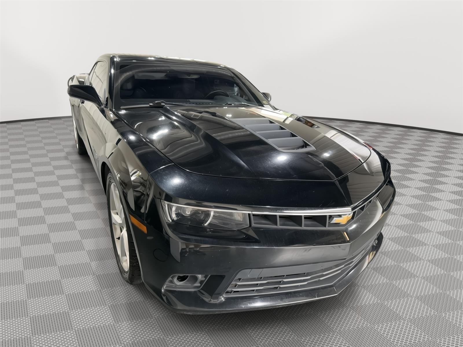 Vehicle photo 5