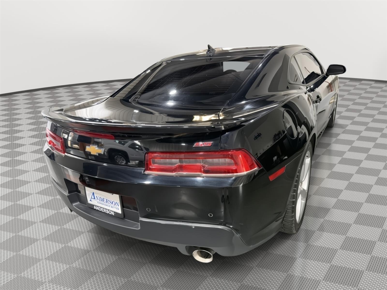 Vehicle photo 7