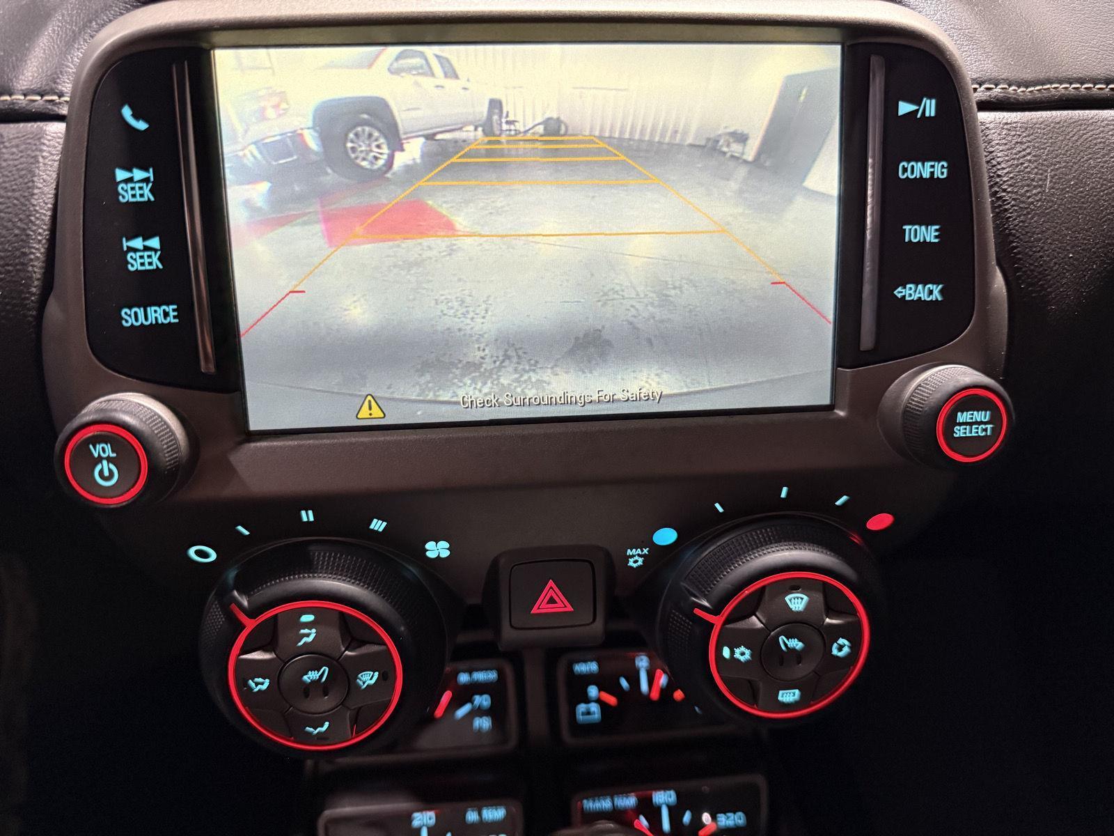 Vehicle photo 27