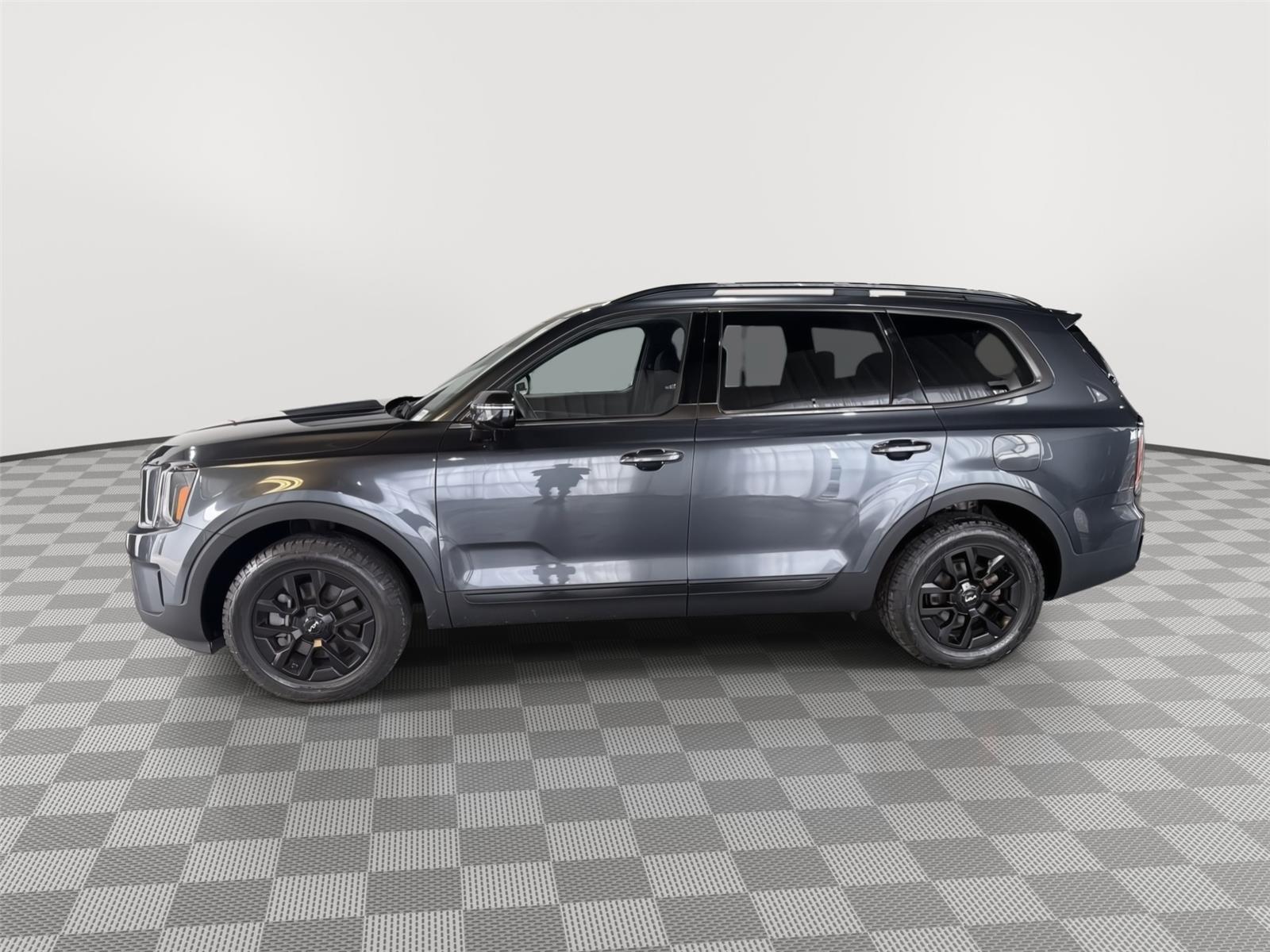 Used 2024 Kia Telluride SX X-Pro with VIN 5XYP5DGCXRG429404 for sale in Kansas City