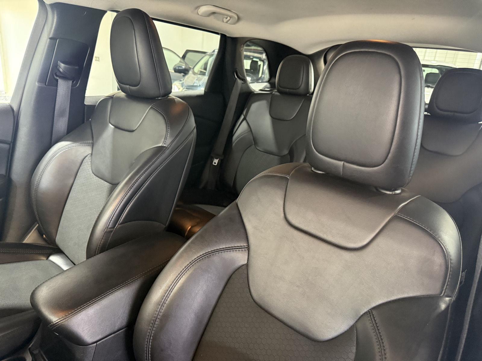 Used 2021 Jeep Cherokee for sale in St. Joseph MO
