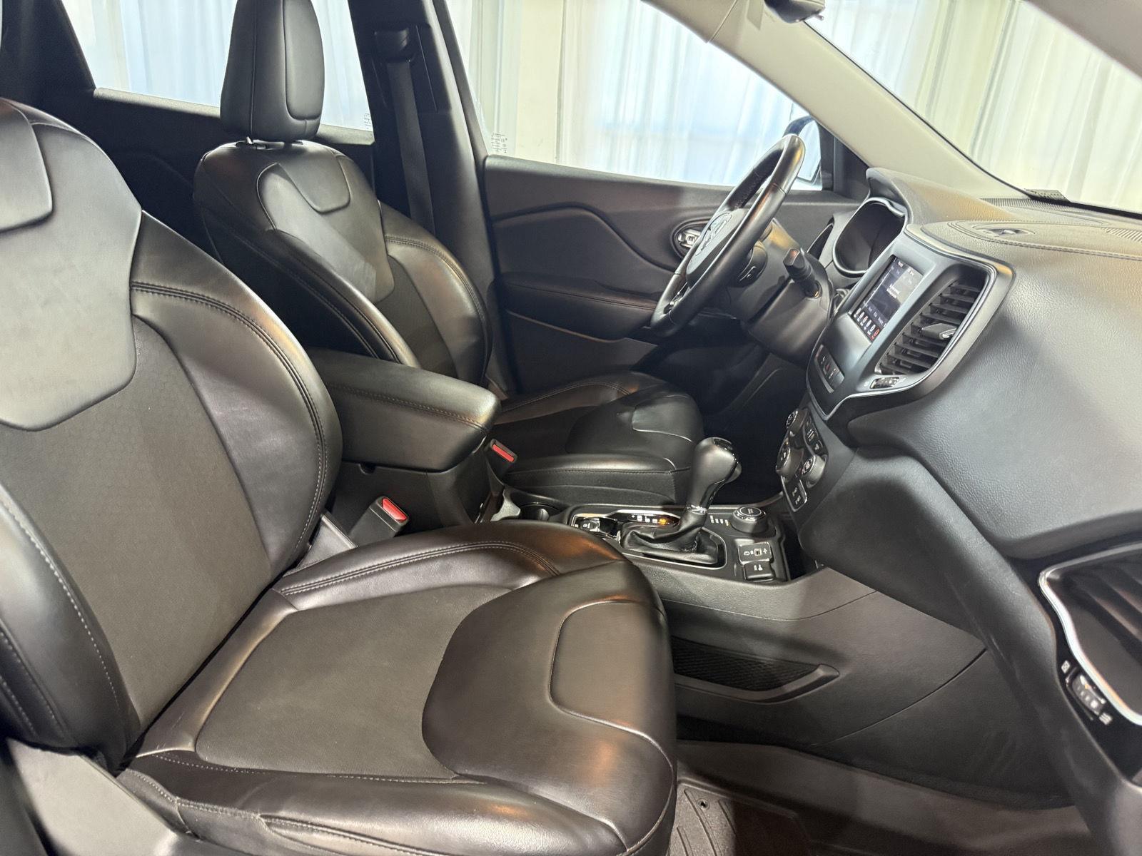 Used 2021 Jeep Cherokee for sale in St. Joseph MO