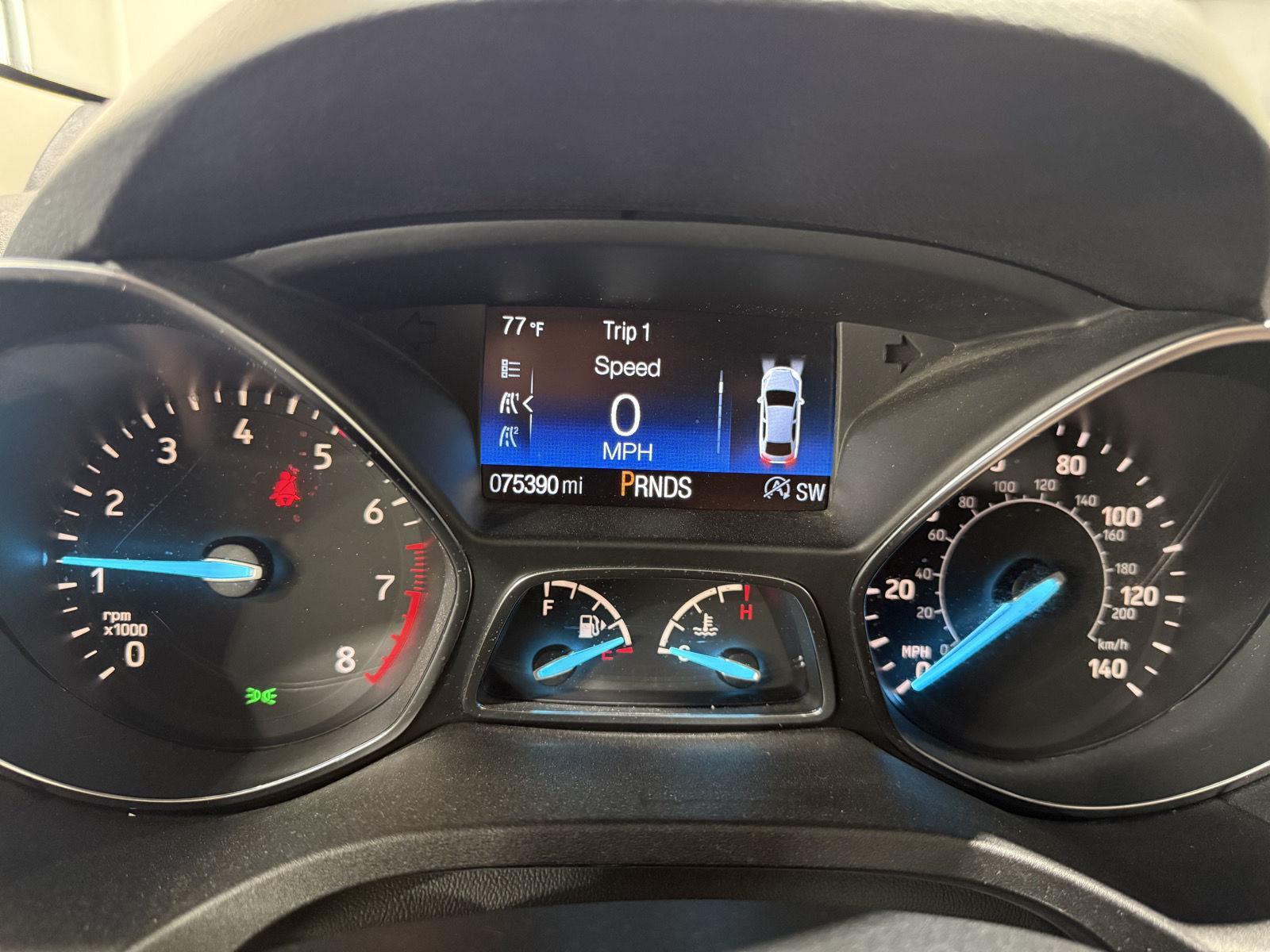 Vehicle photo 3