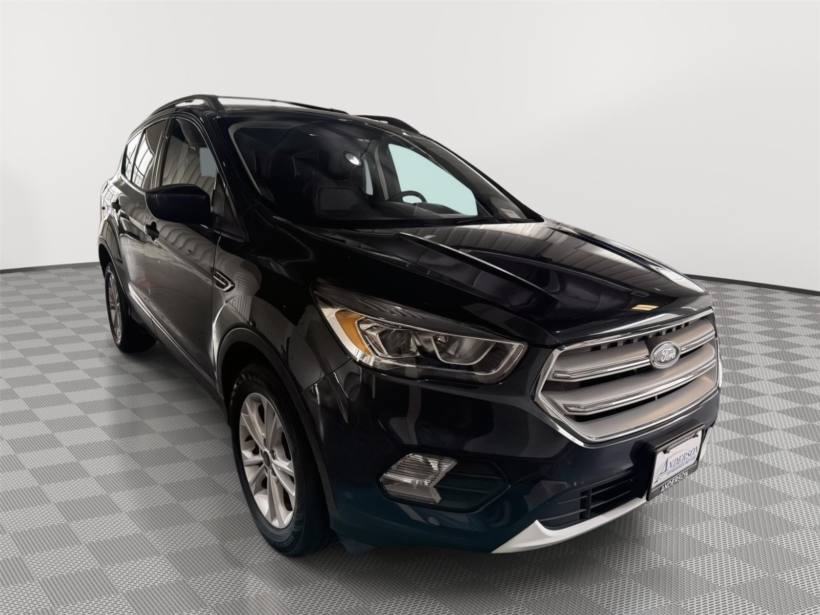 Vehicle photo 5