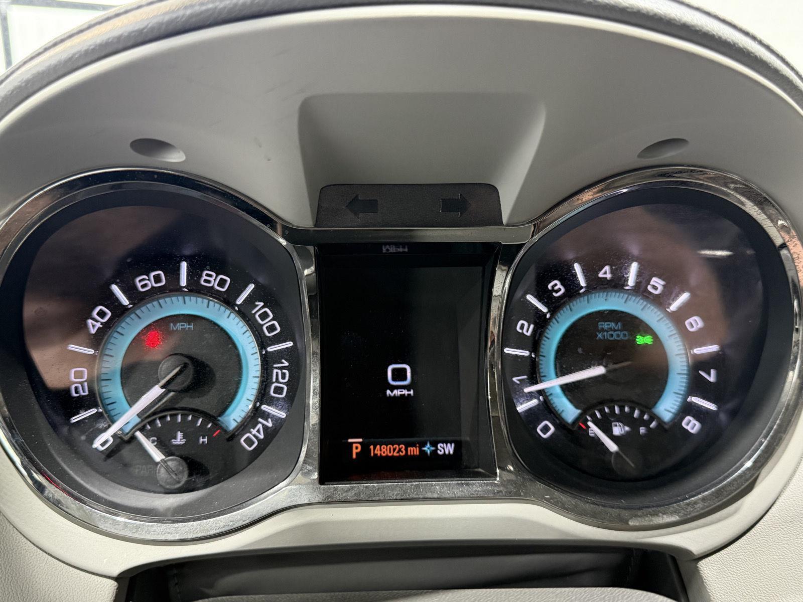 Vehicle photo 3