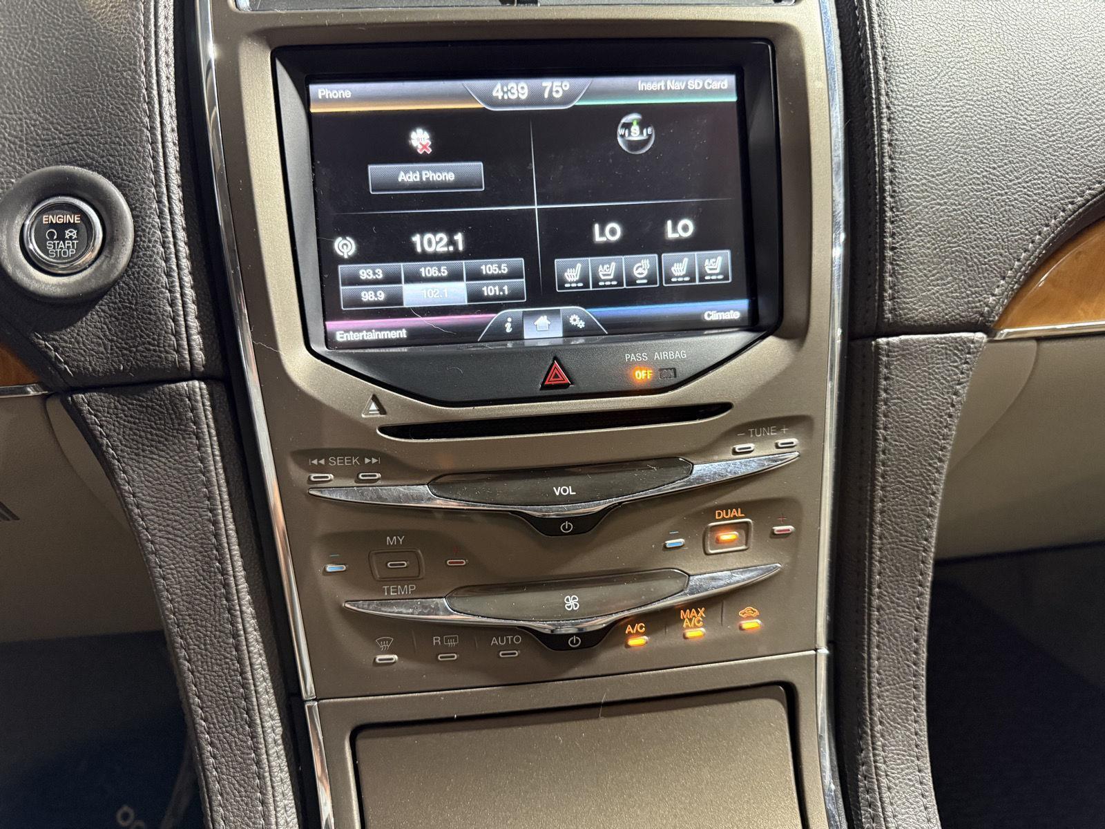 Vehicle photo 26