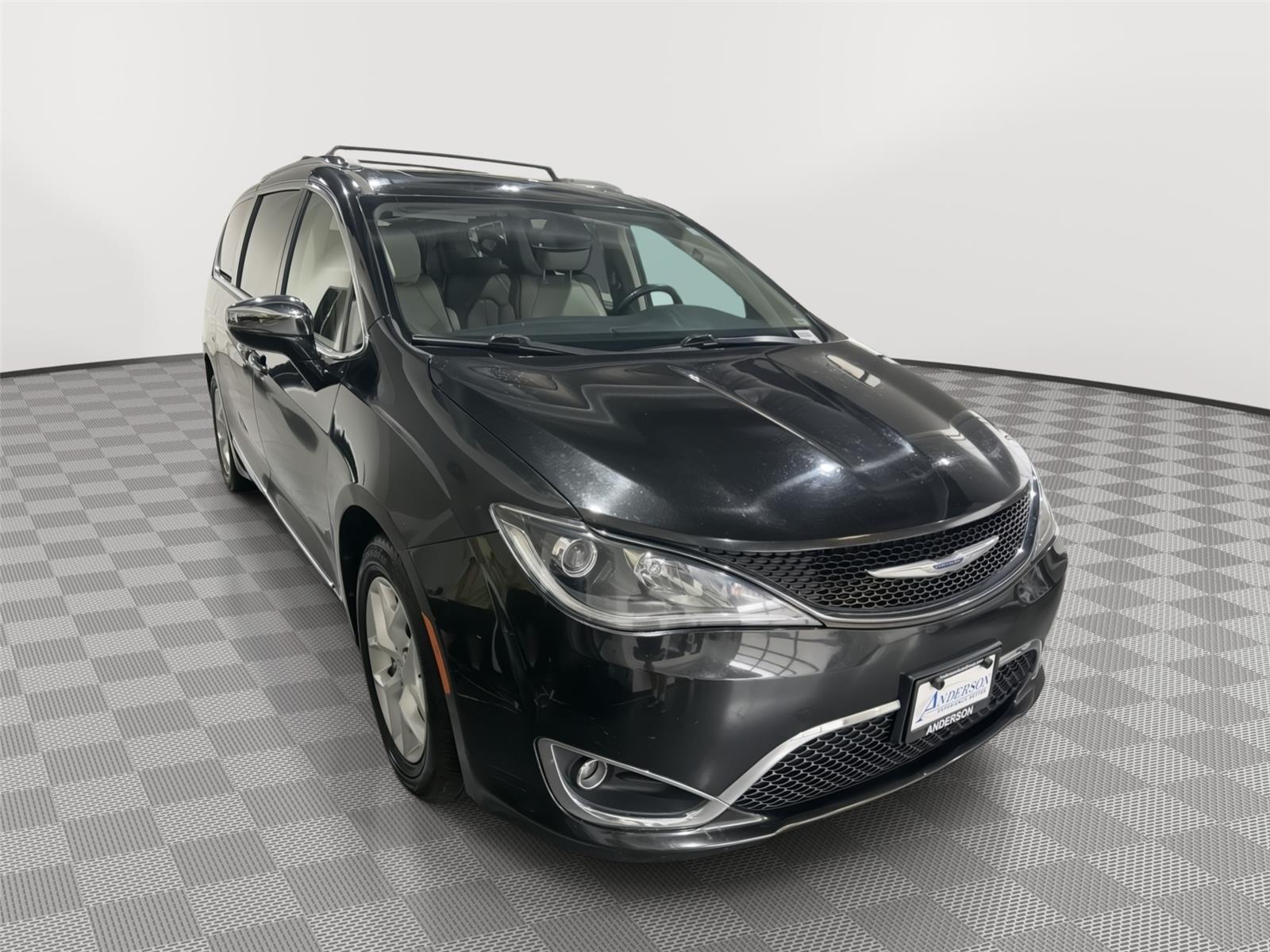 Pre-Owned 2020 Chrysler Pacifica for sale in St. Joseph MO