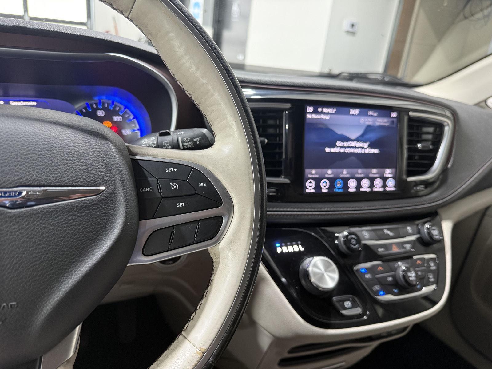 Pre-Owned 2020 Chrysler Pacifica for sale in St. Joseph MO