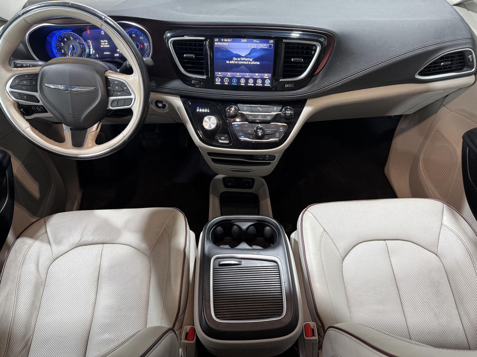 Pre-Owned 2020 Chrysler Pacifica for sale in St. Joseph MO