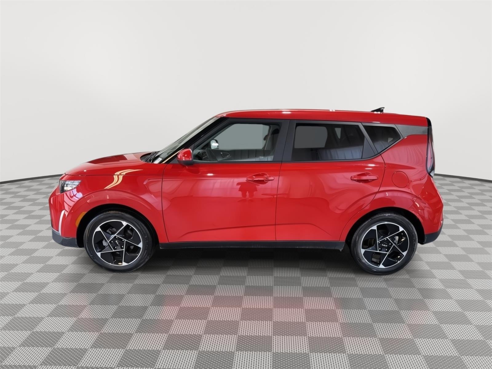 Used 2025 Kia Soul EX with VIN KNDJ33AU2S7266693 for sale in Kansas City